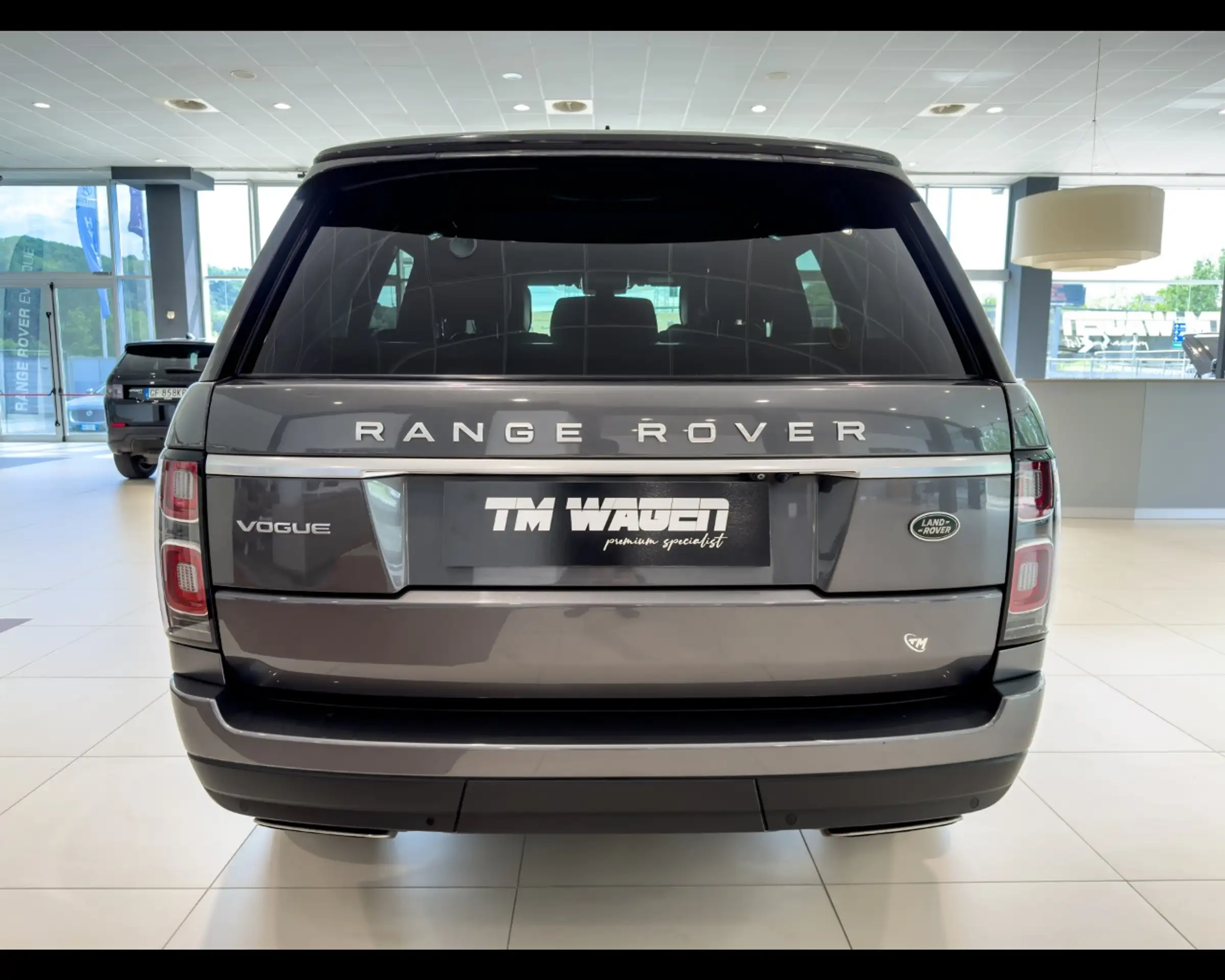 Land Rover - Range Rover