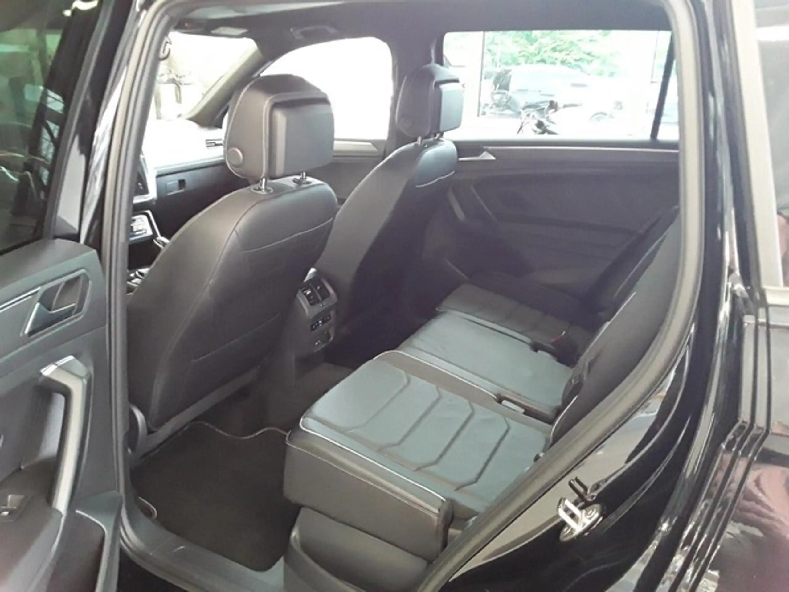 Volkswagen - Tiguan Allspace