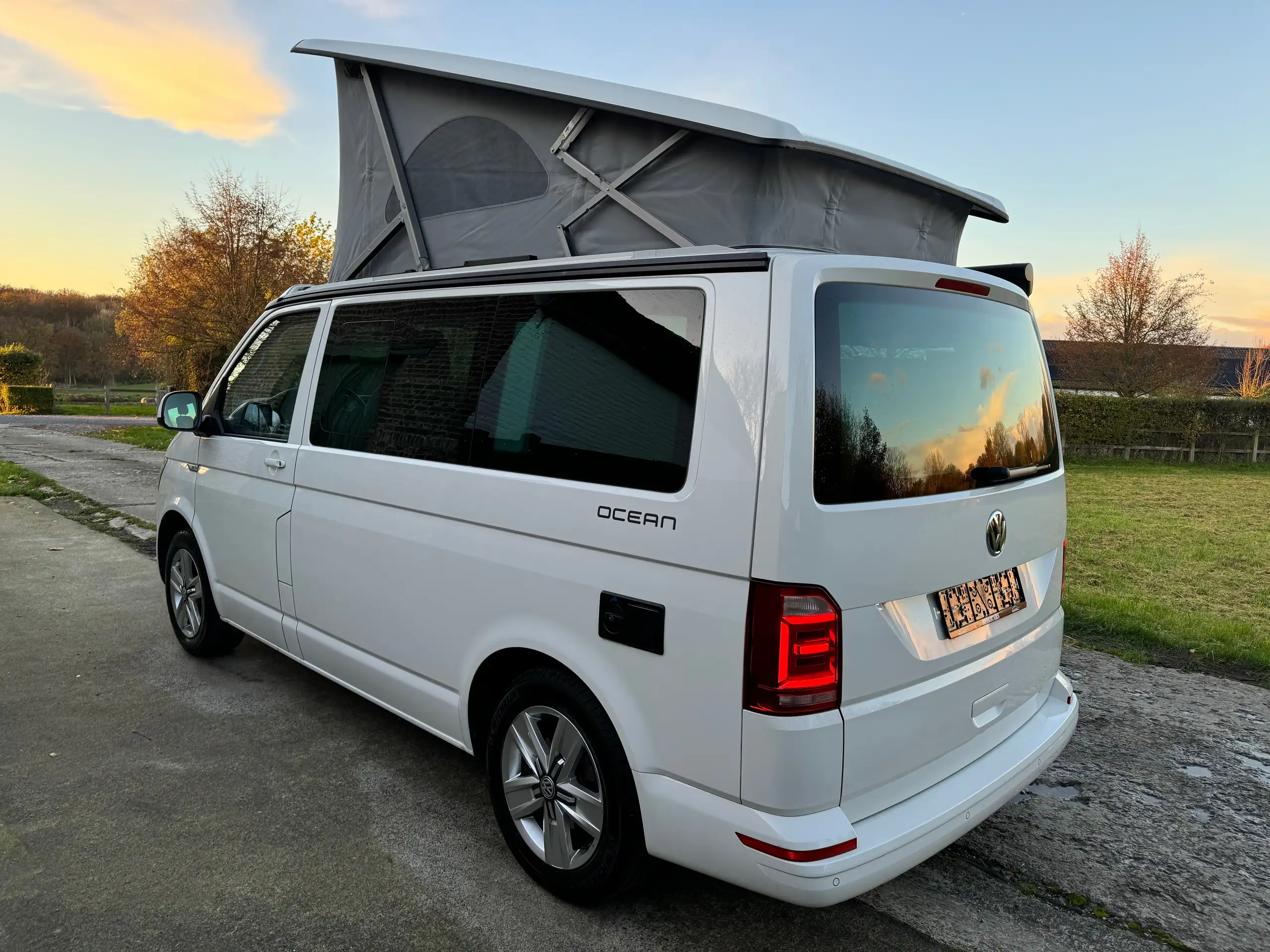 Volkswagen - T6 California