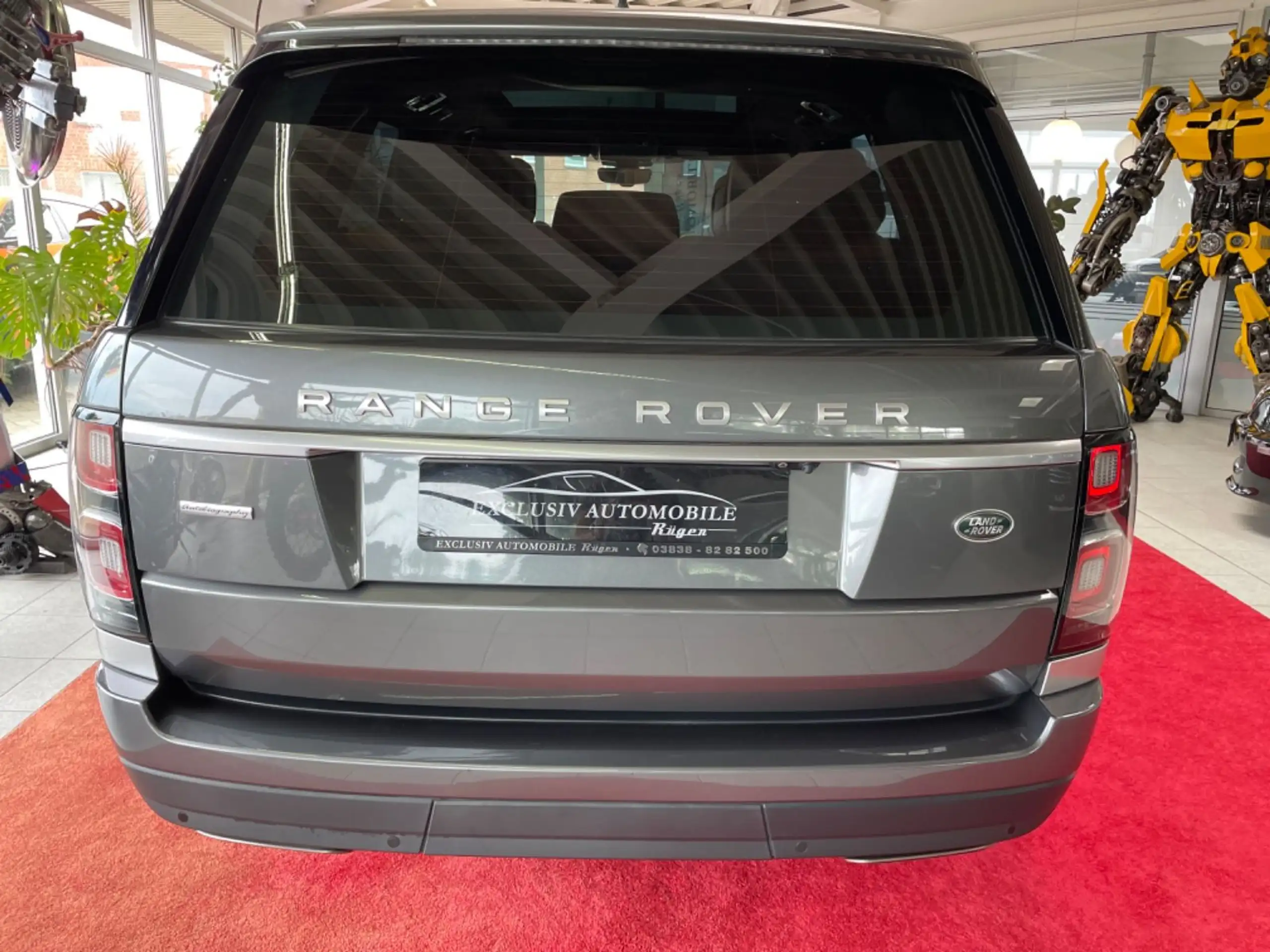 Land Rover - Range Rover