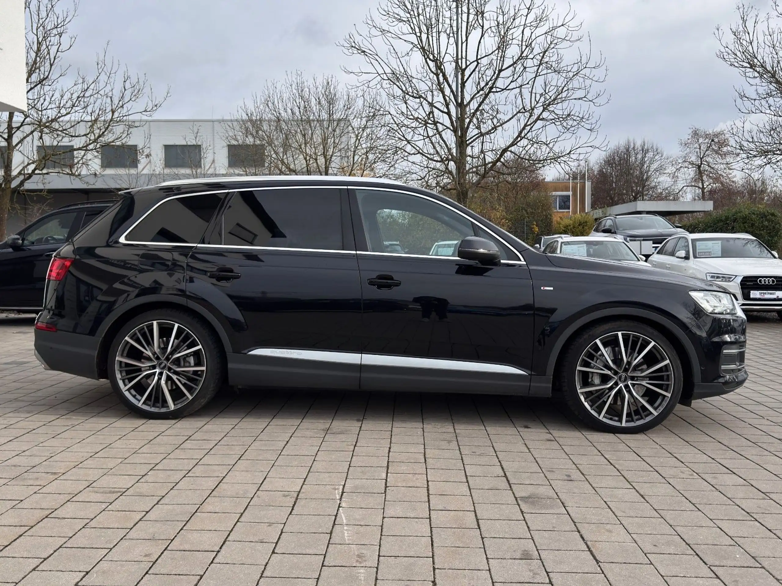 Audi - Q7