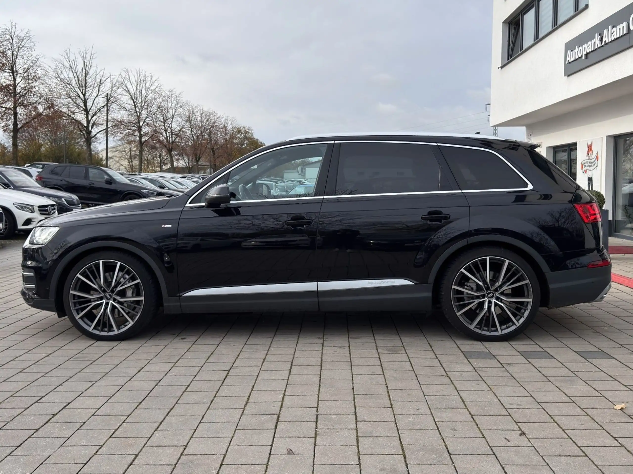 Audi - Q7