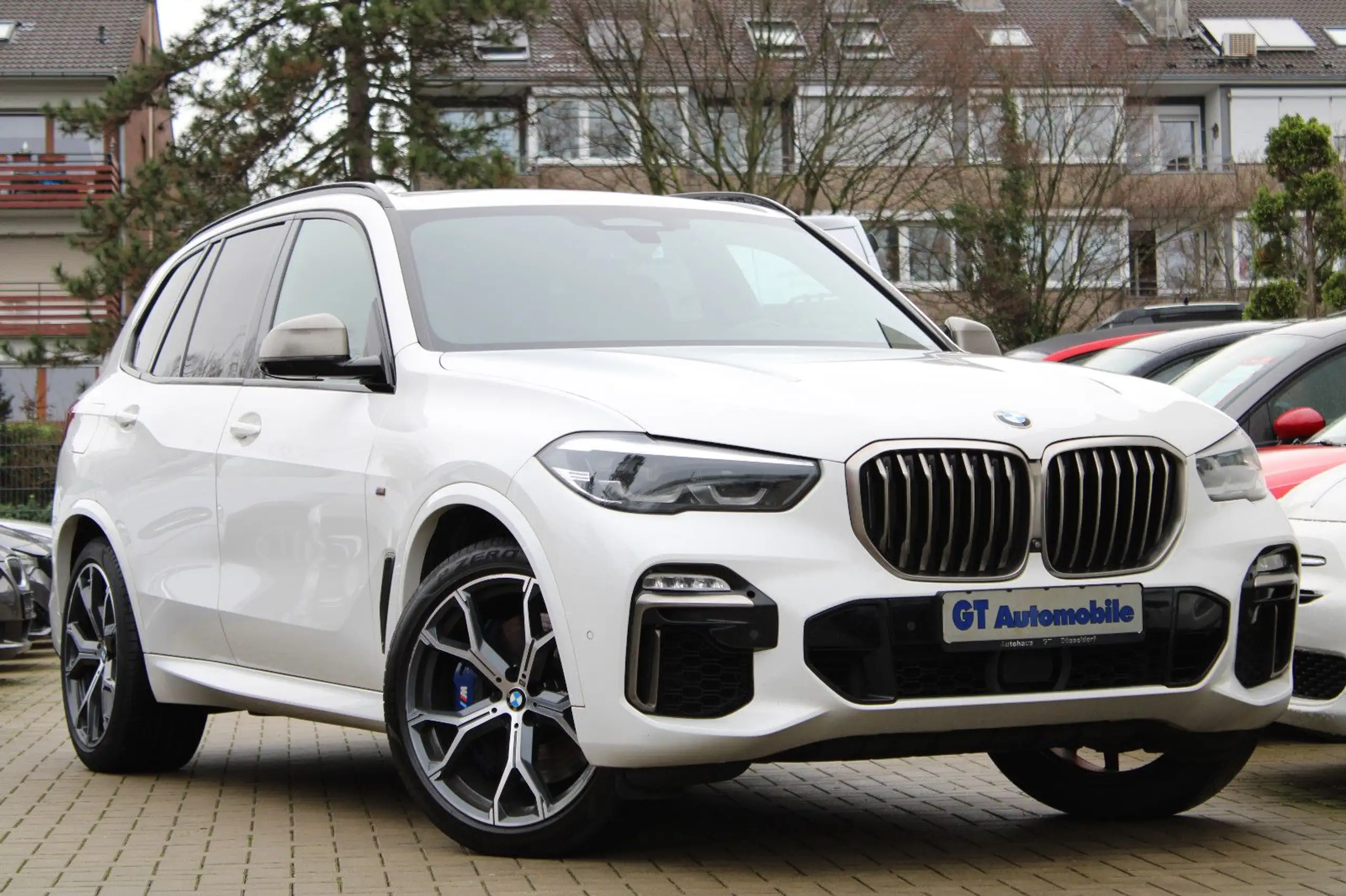 BMW - X5 M