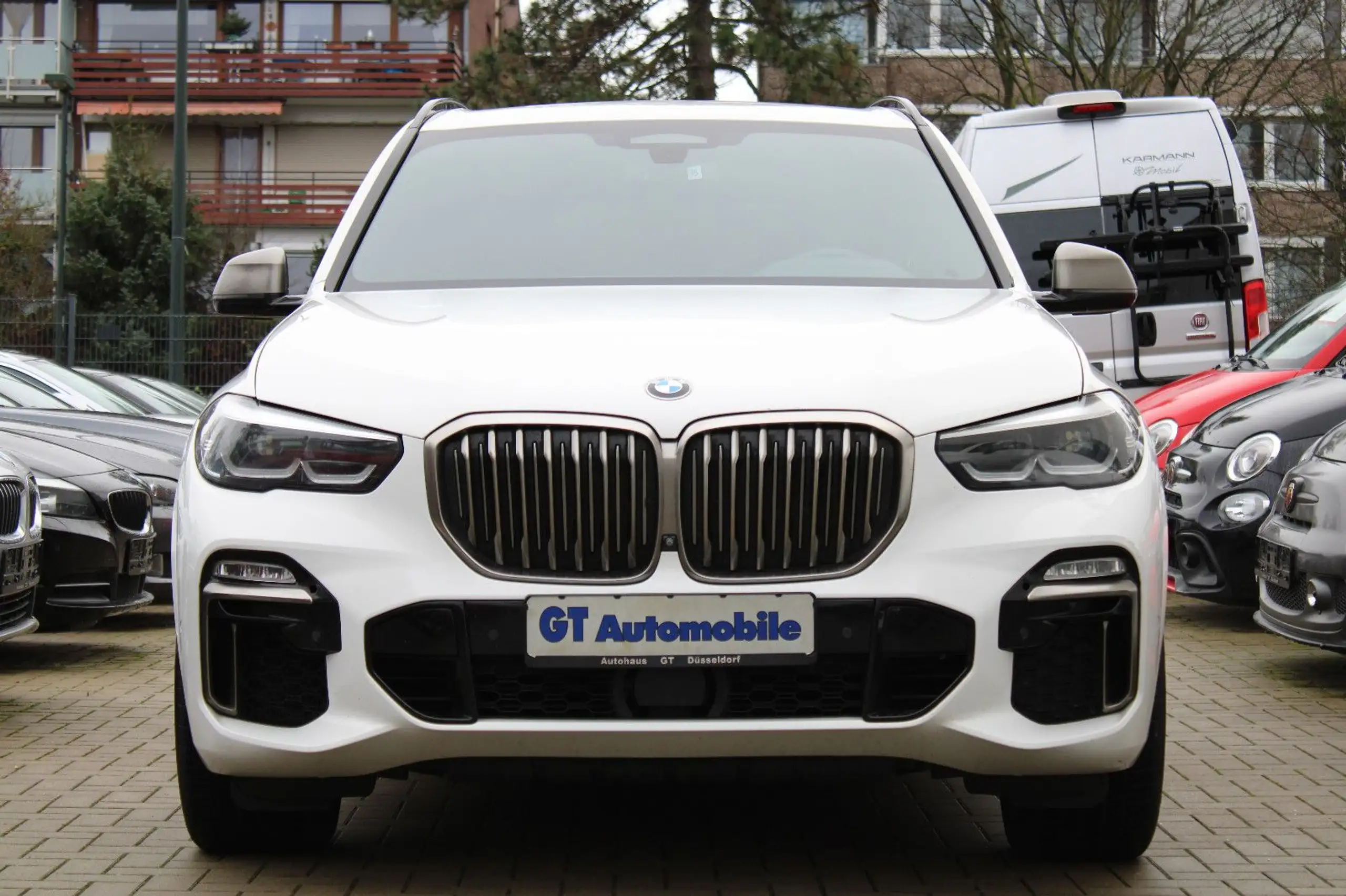 BMW - X5 M