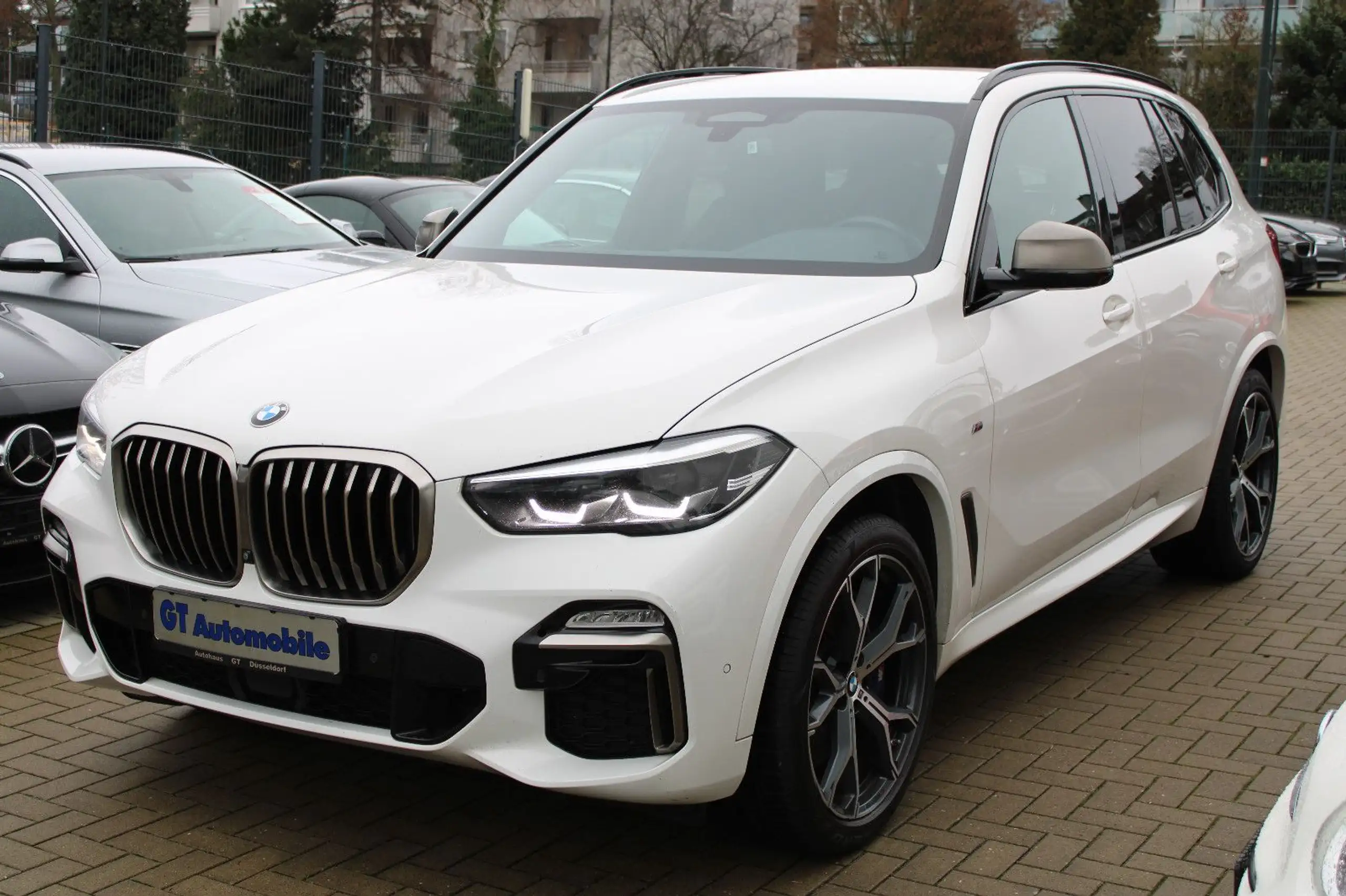 BMW - X5 M