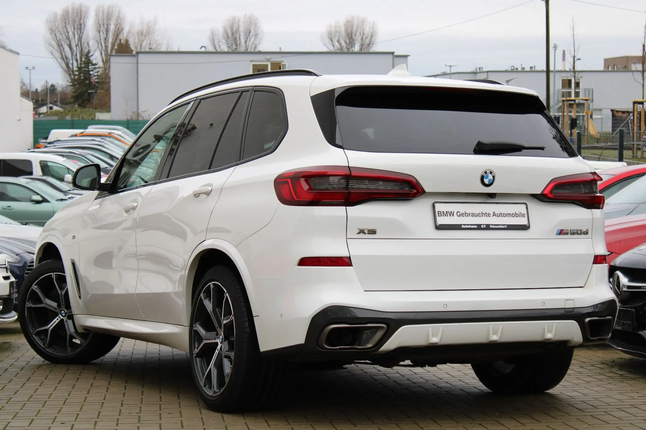 BMW - X5 M