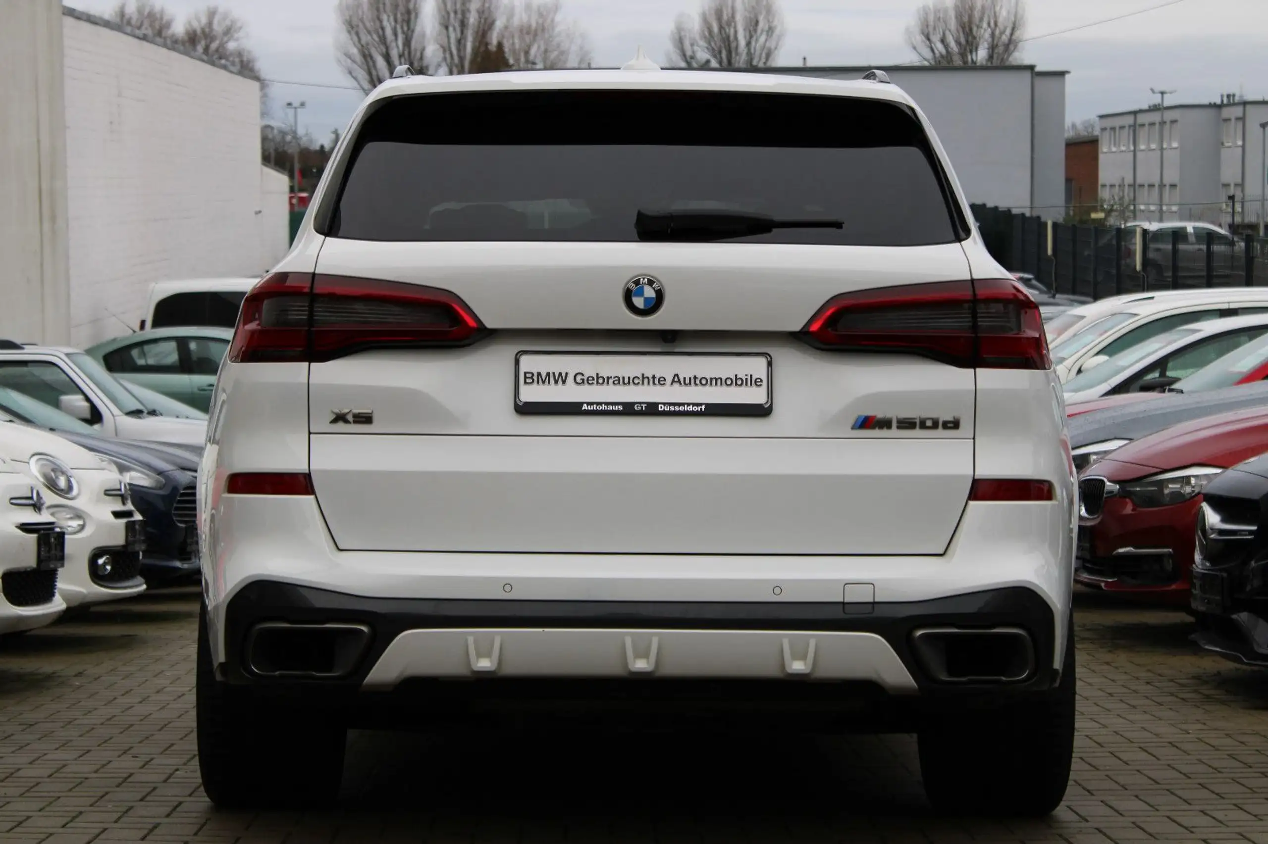 BMW - X5 M