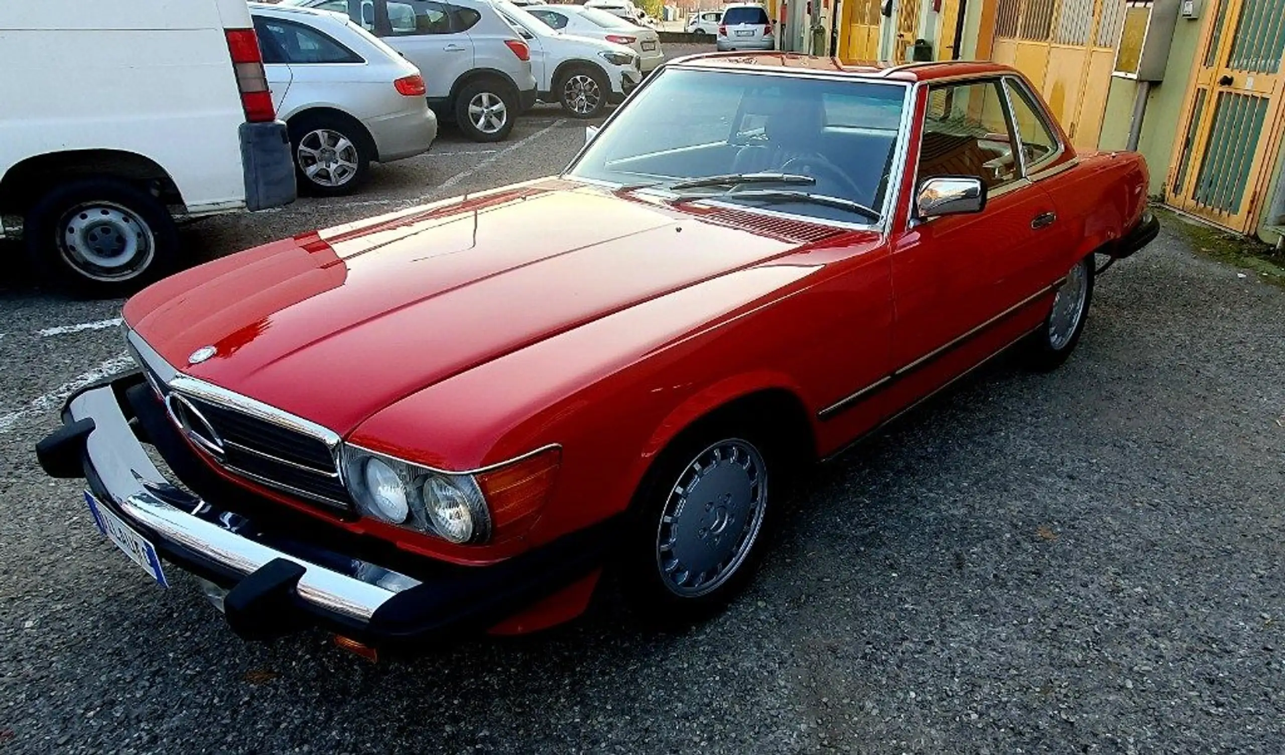 Mercedes-Benz - SL 560