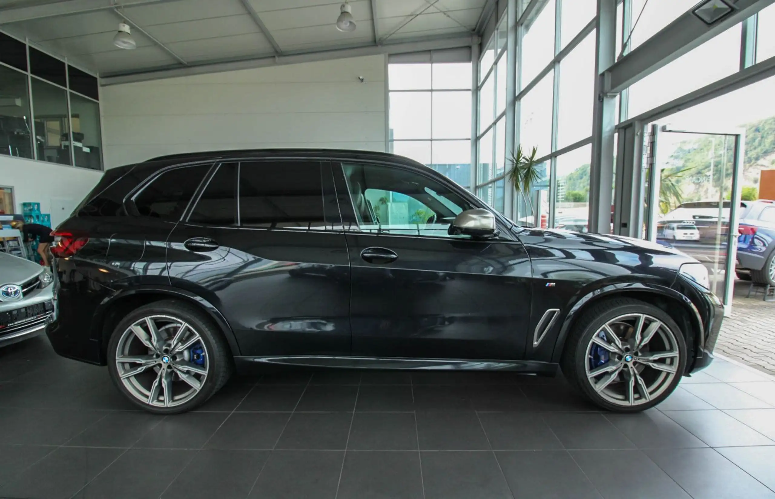 BMW - X5 M