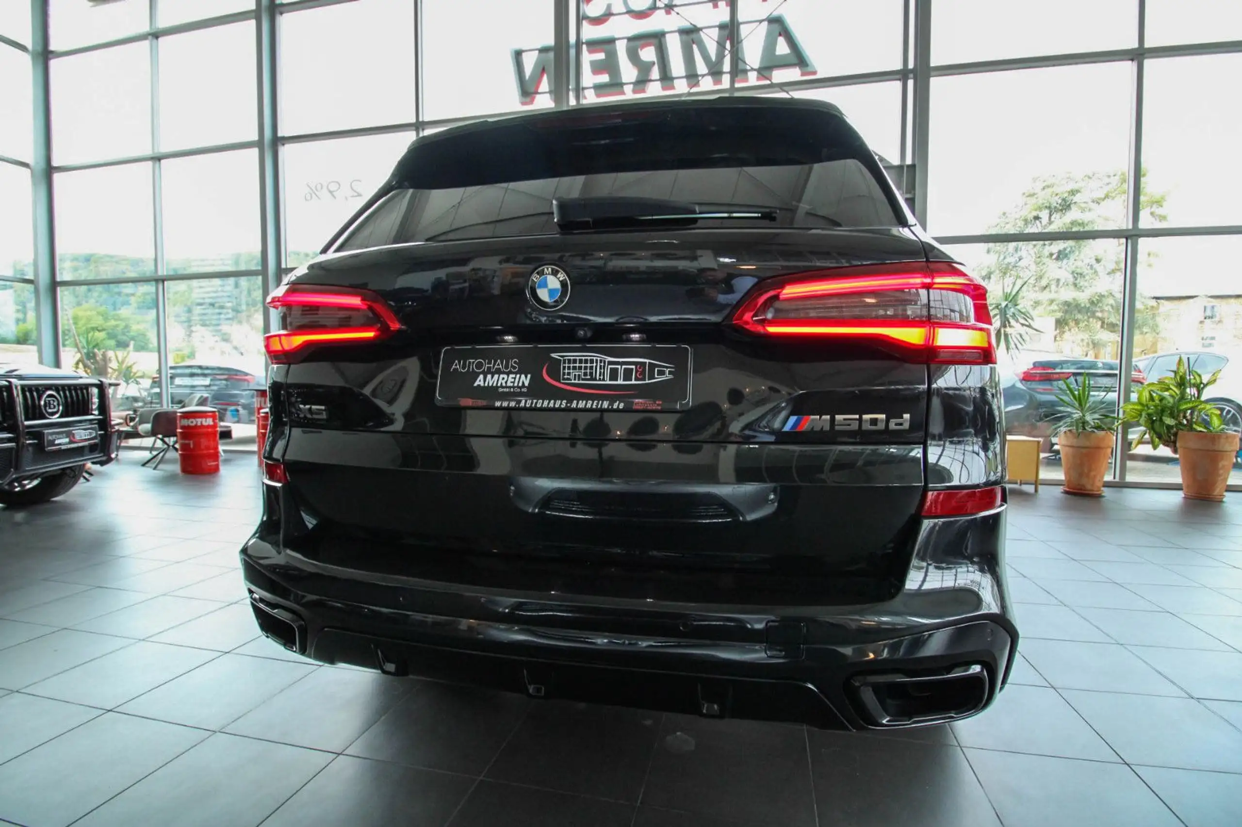 BMW - X5 M