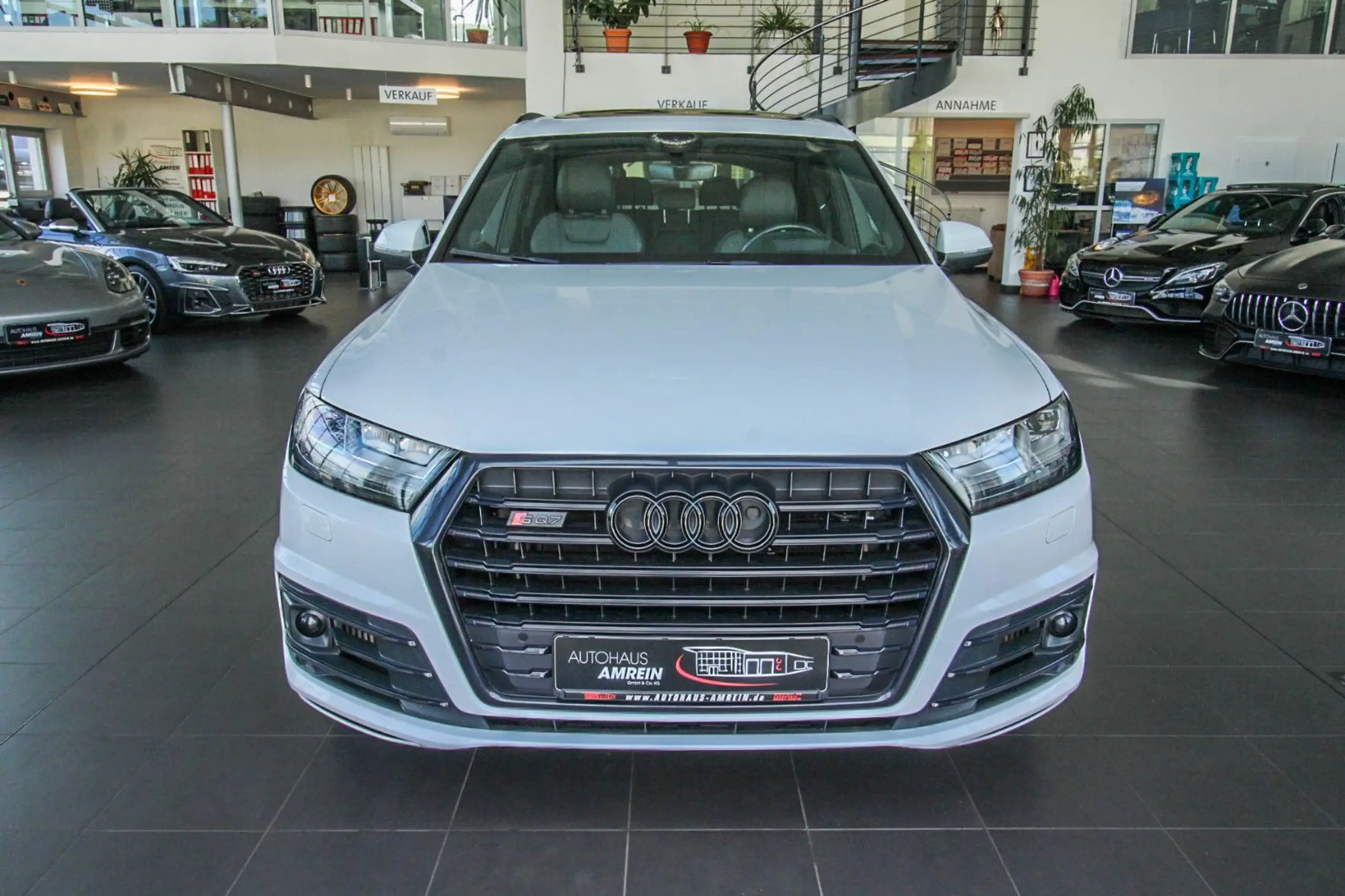 Audi - SQ7