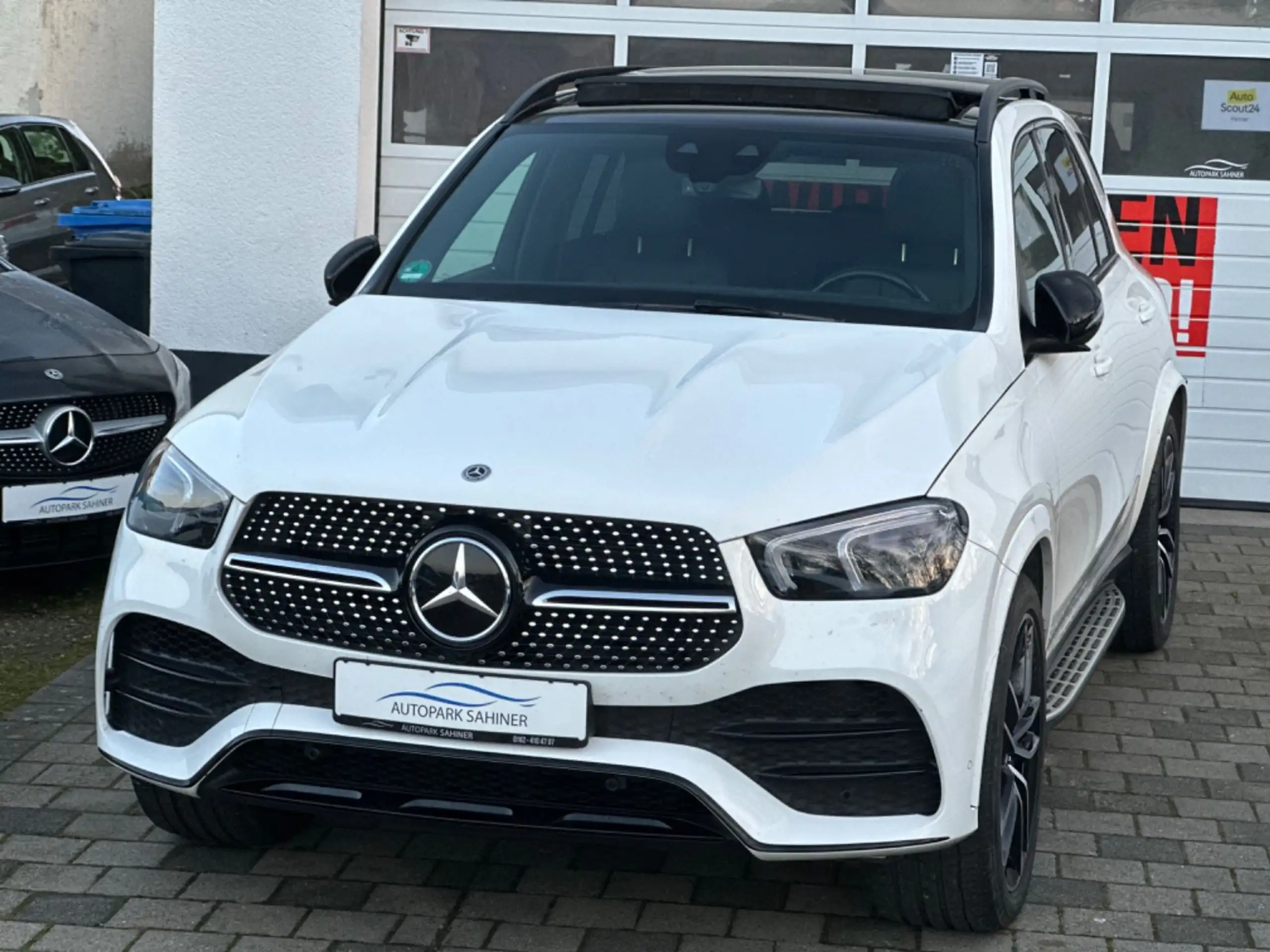 Mercedes-Benz - GLE 400