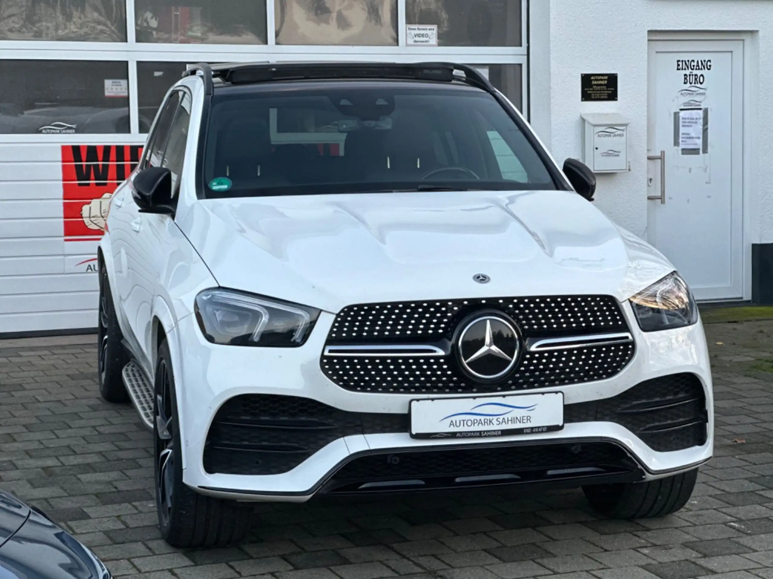 Mercedes-Benz - GLE 400