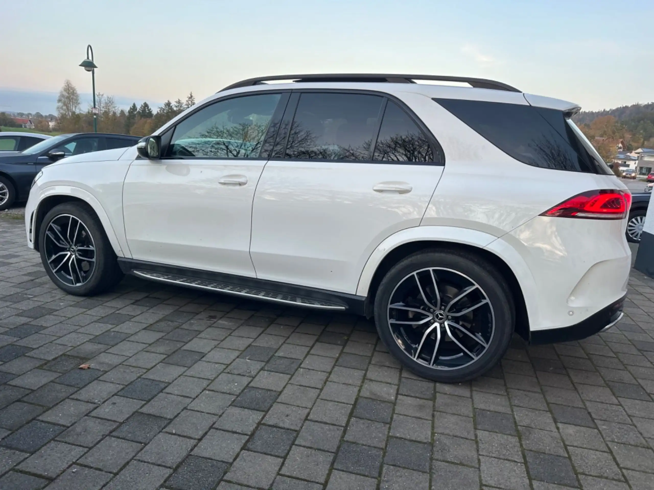 Mercedes-Benz - GLE 400