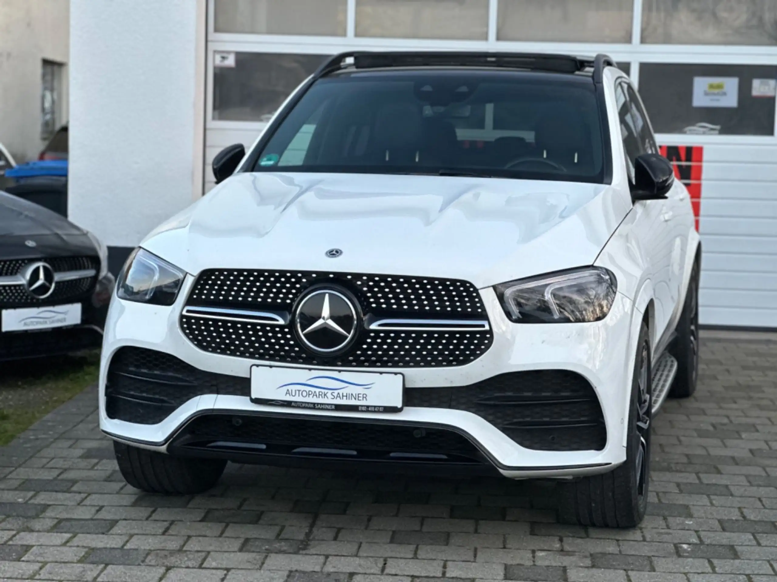 Mercedes-Benz - GLE 400