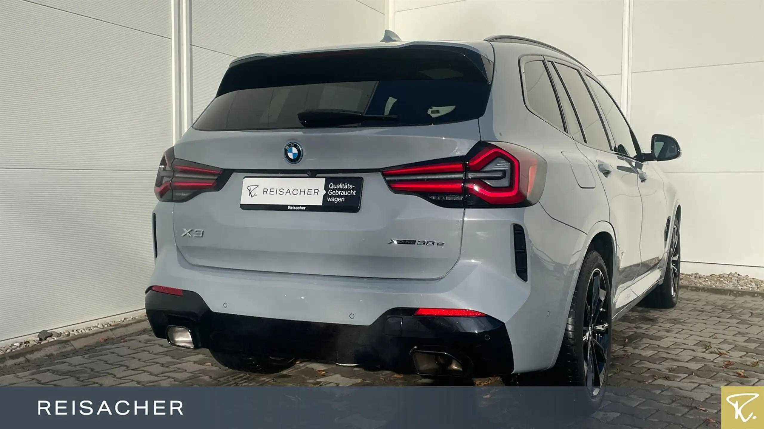 BMW - X3