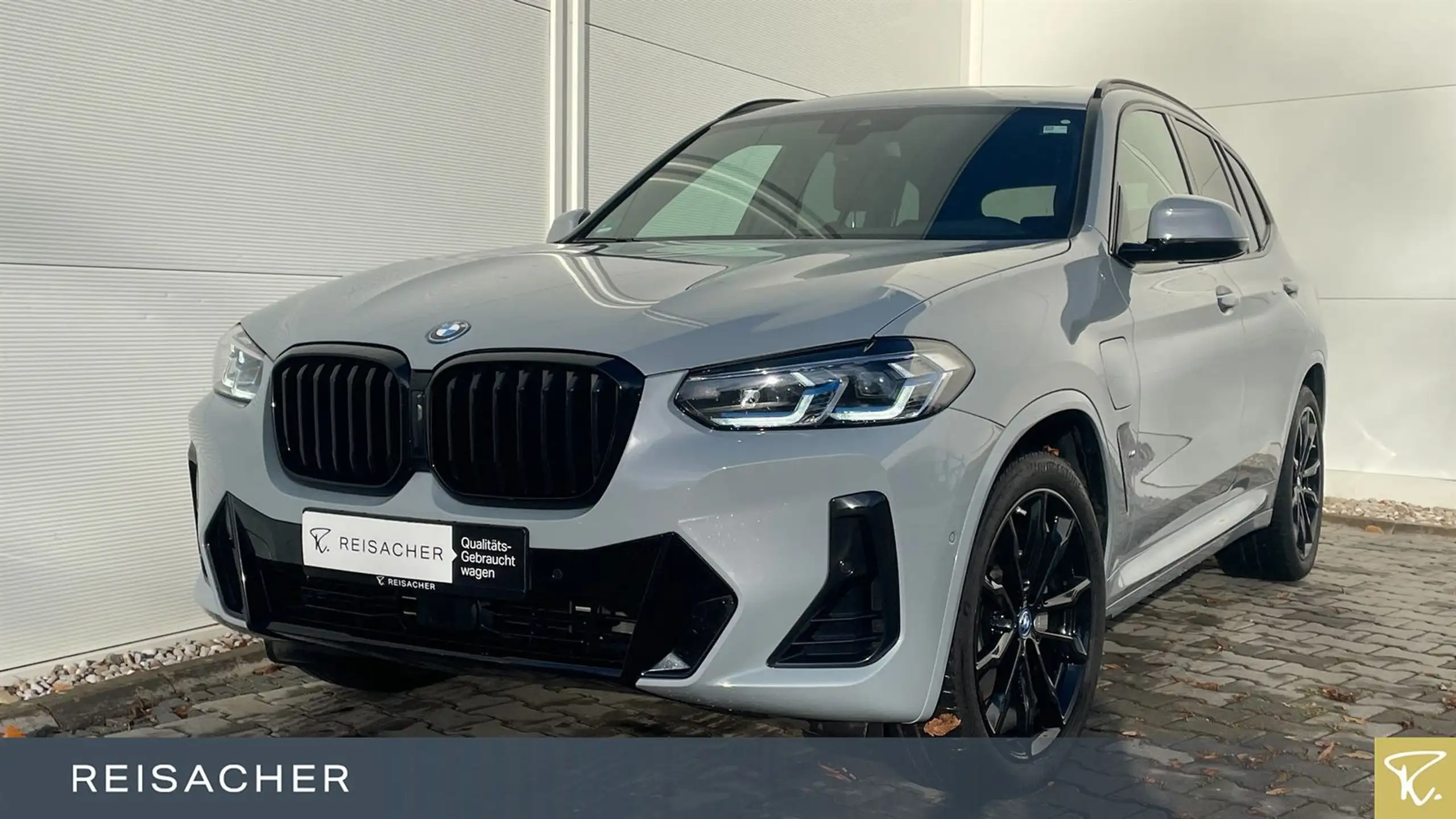 BMW - X3