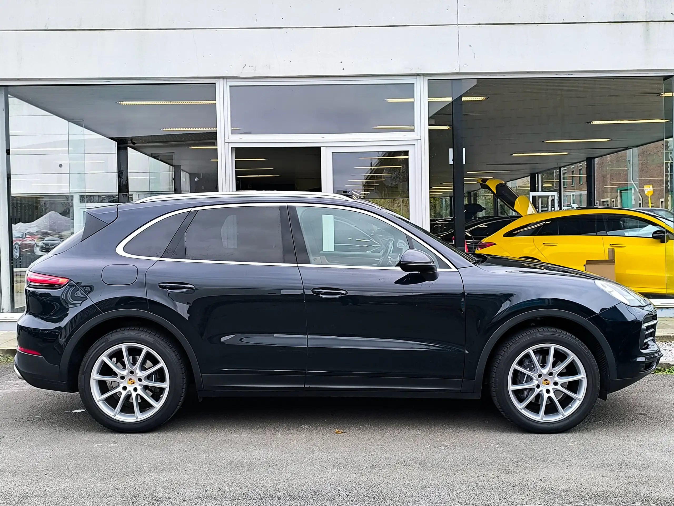 Porsche - Cayenne