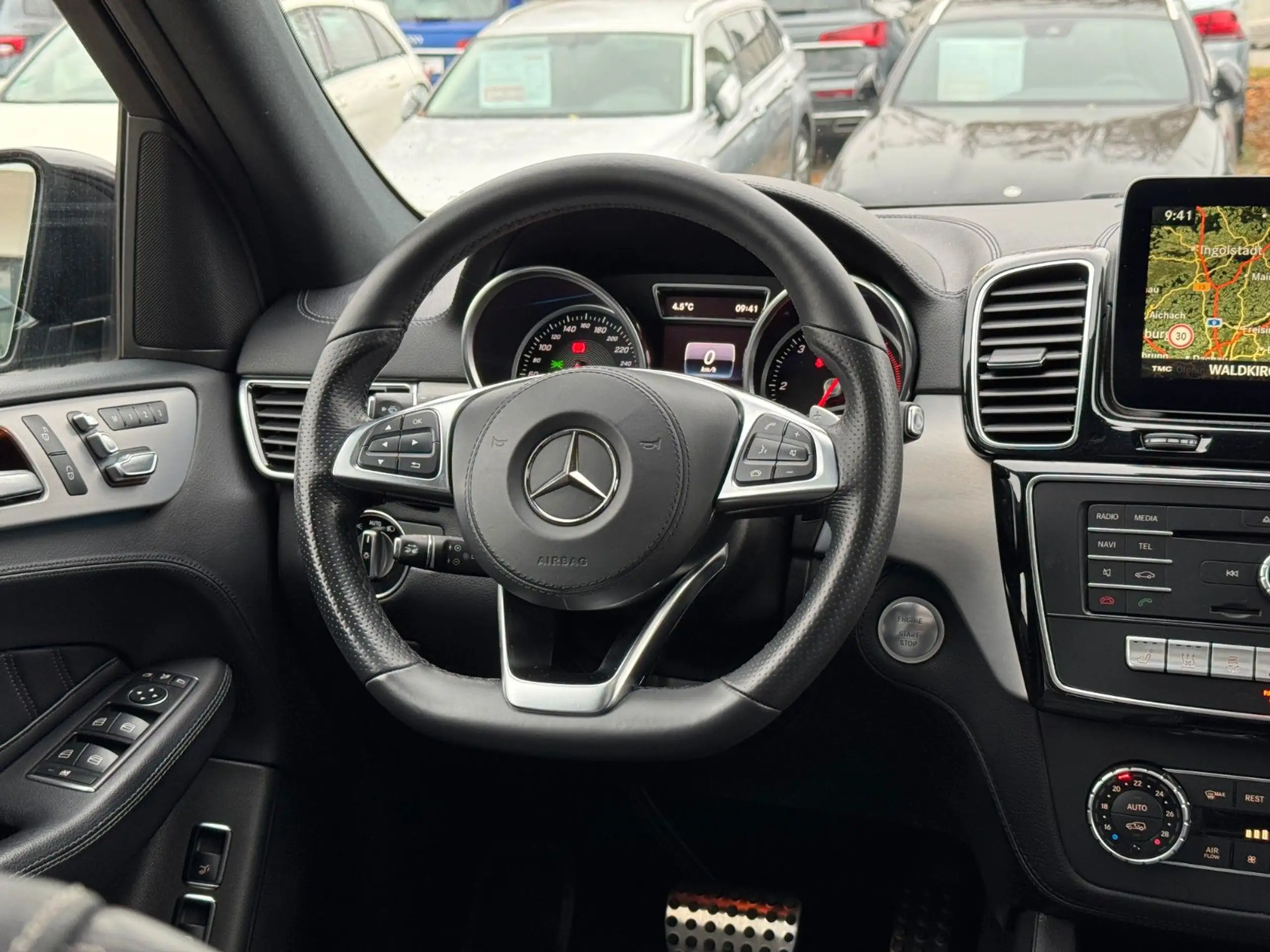 Mercedes-Benz - GLS 350