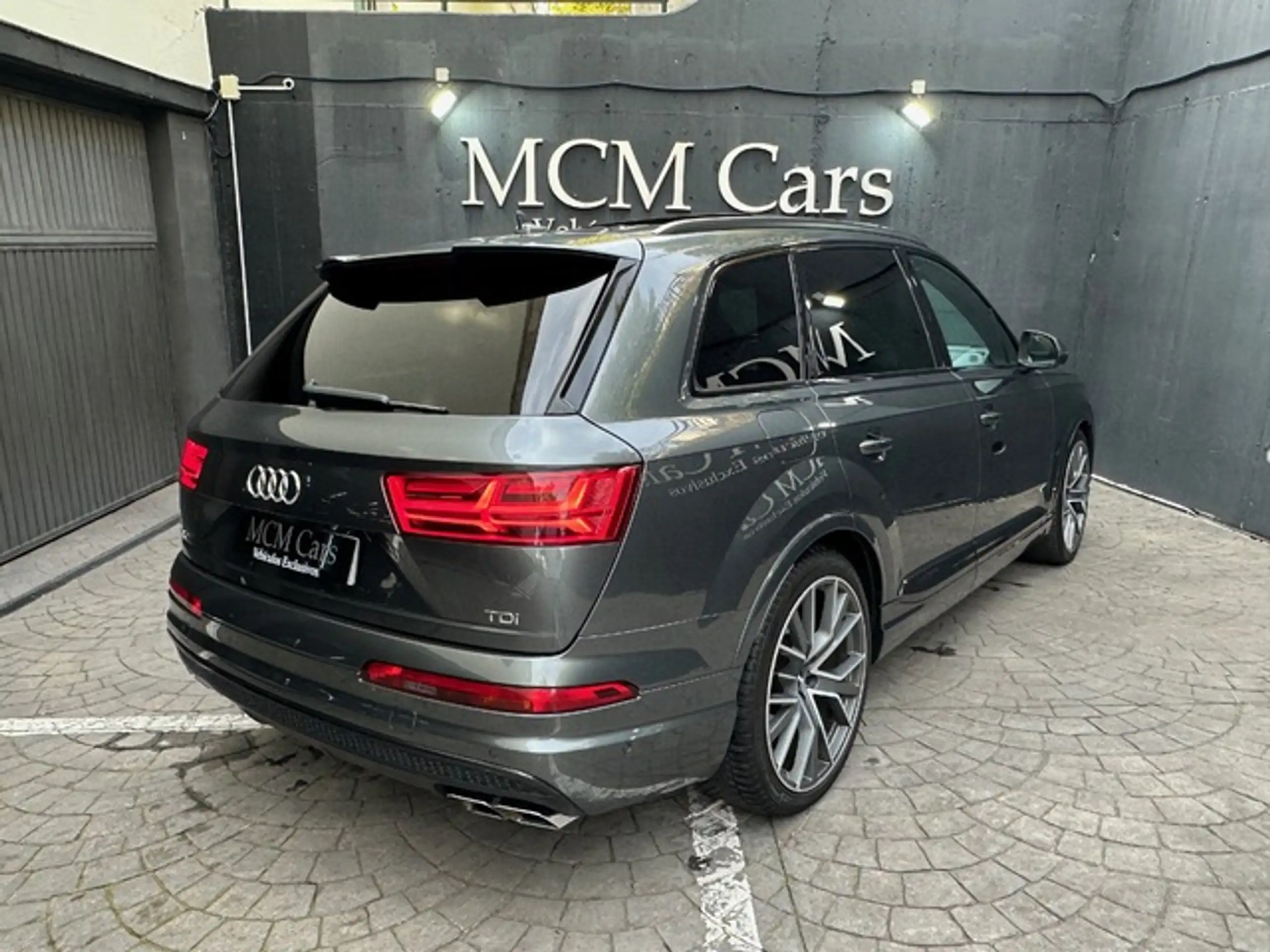 Audi - SQ7