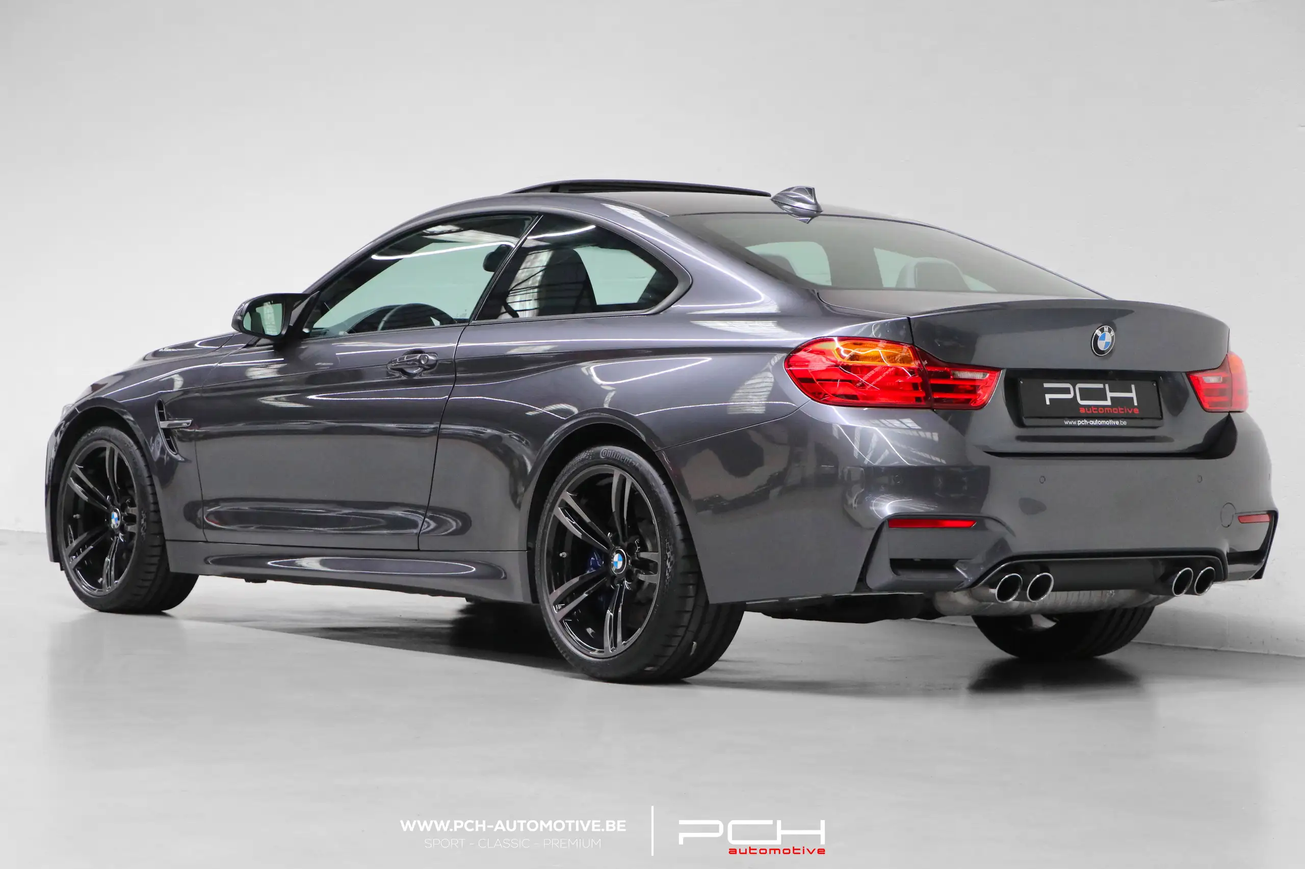 BMW - M4