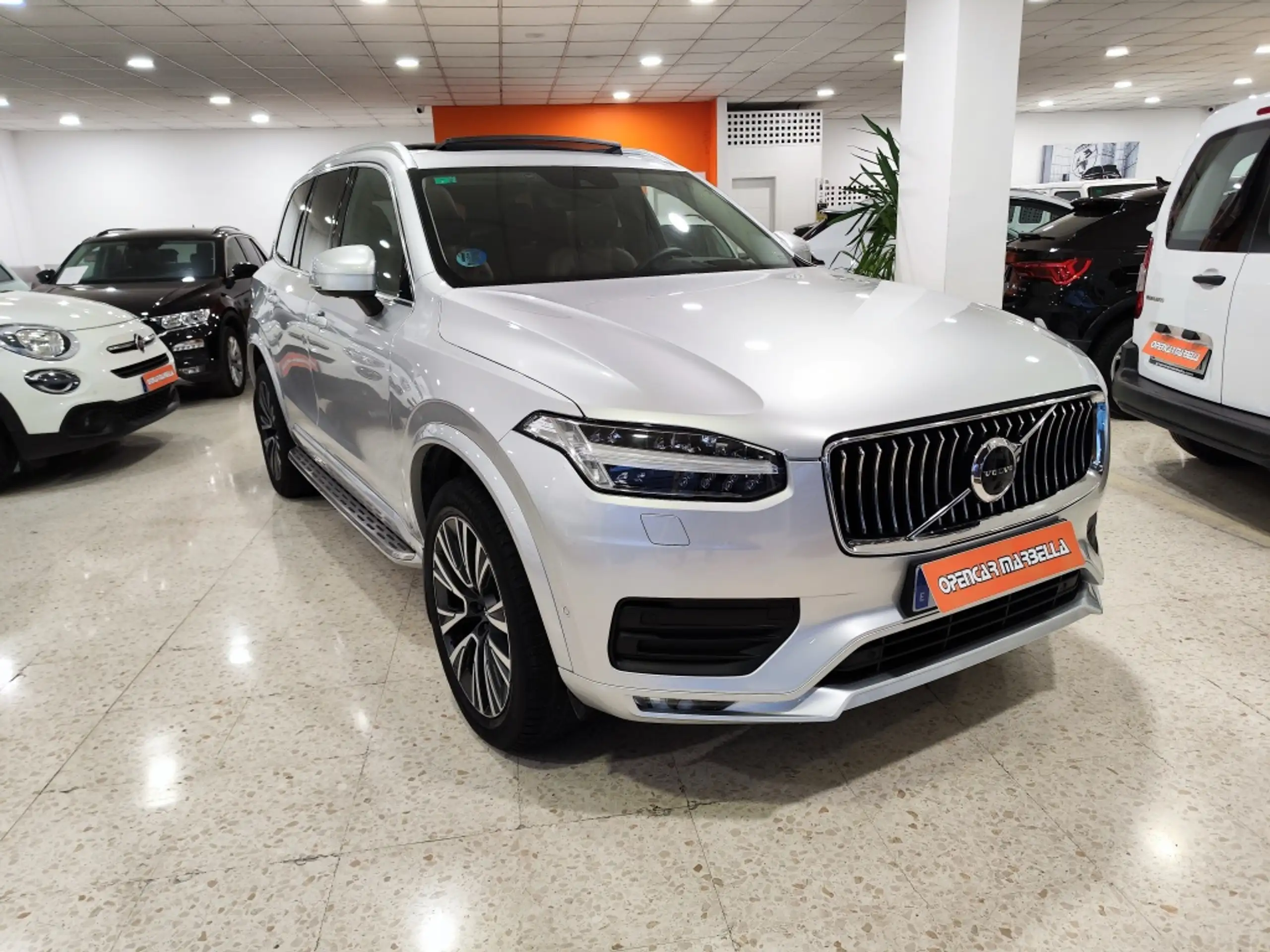 Volvo - XC90