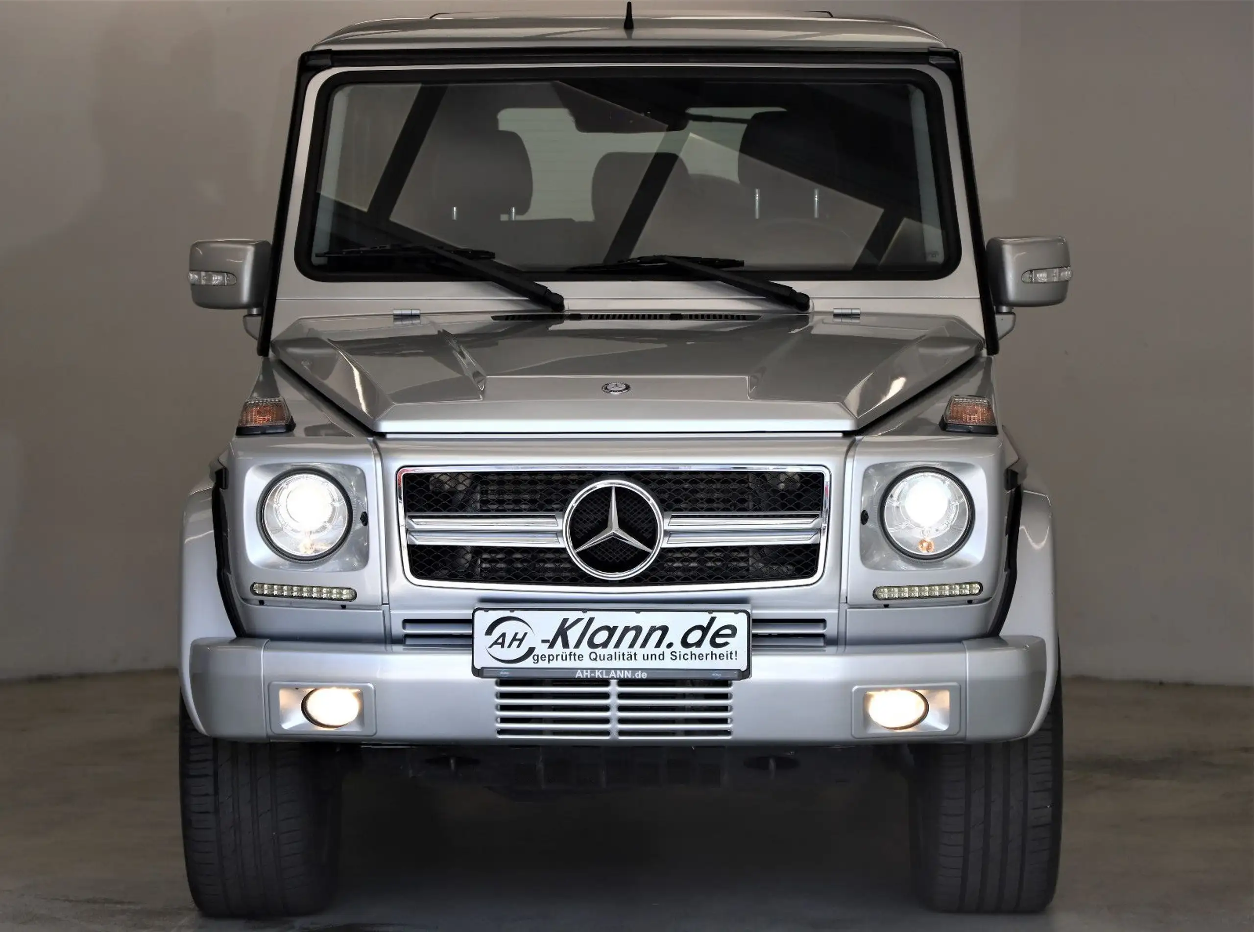 Mercedes-Benz - G 350