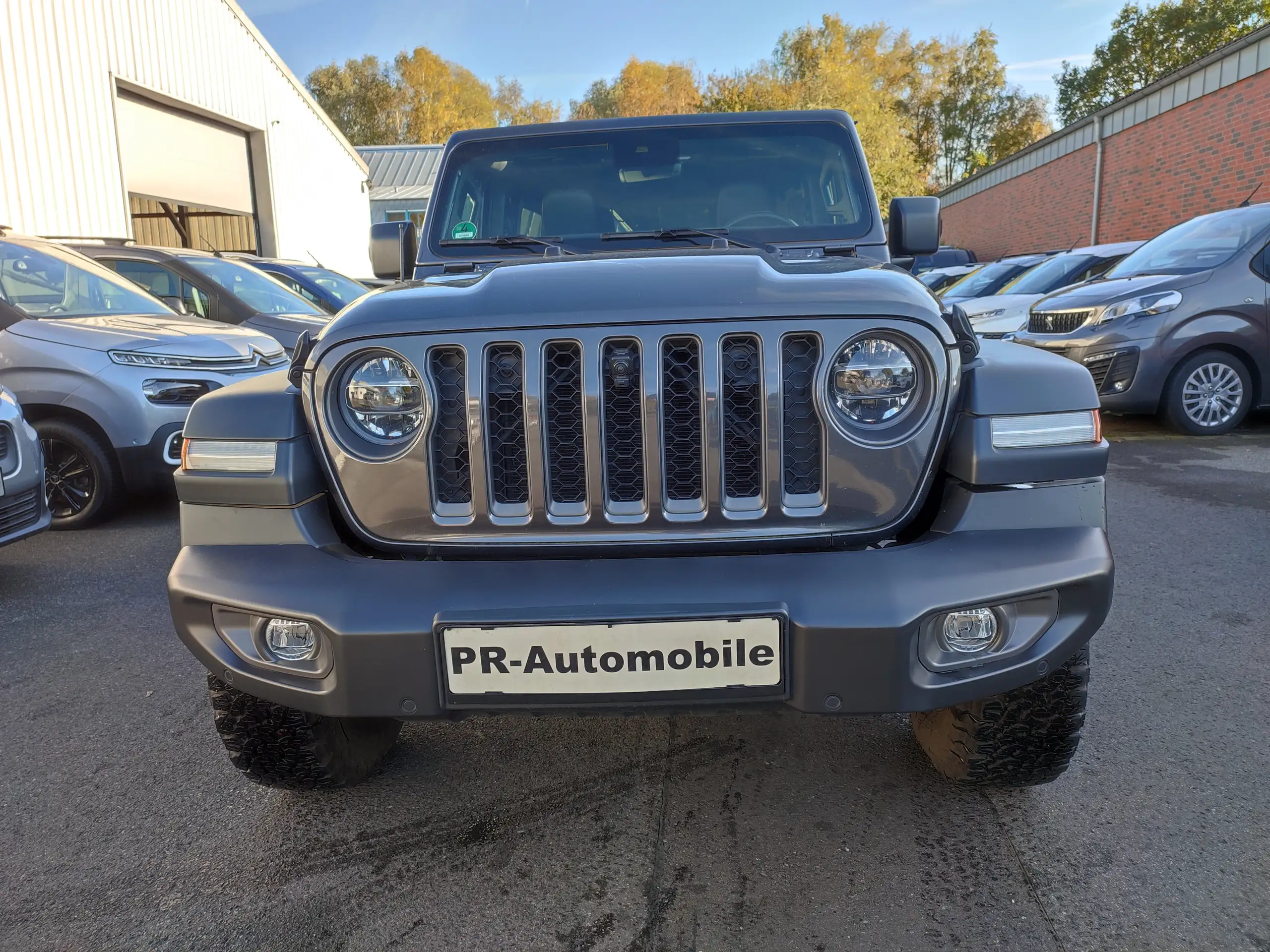 Jeep - Wrangler