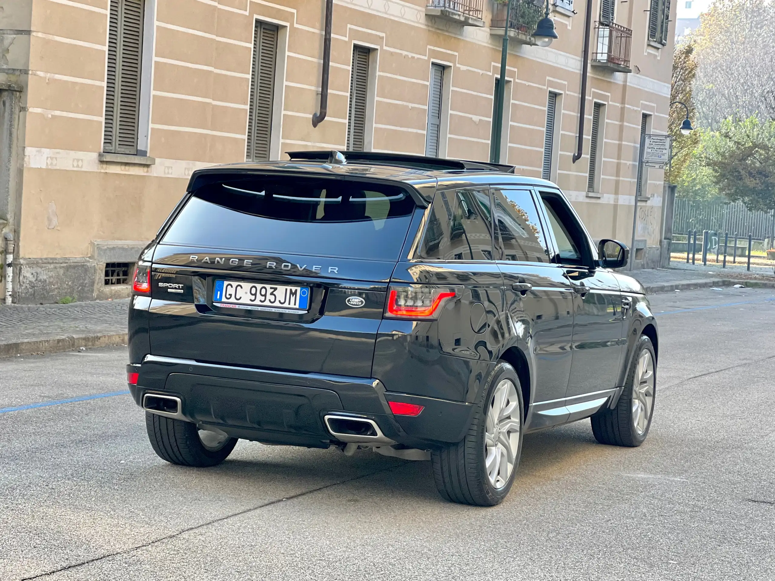 Land Rover - Range Rover Sport