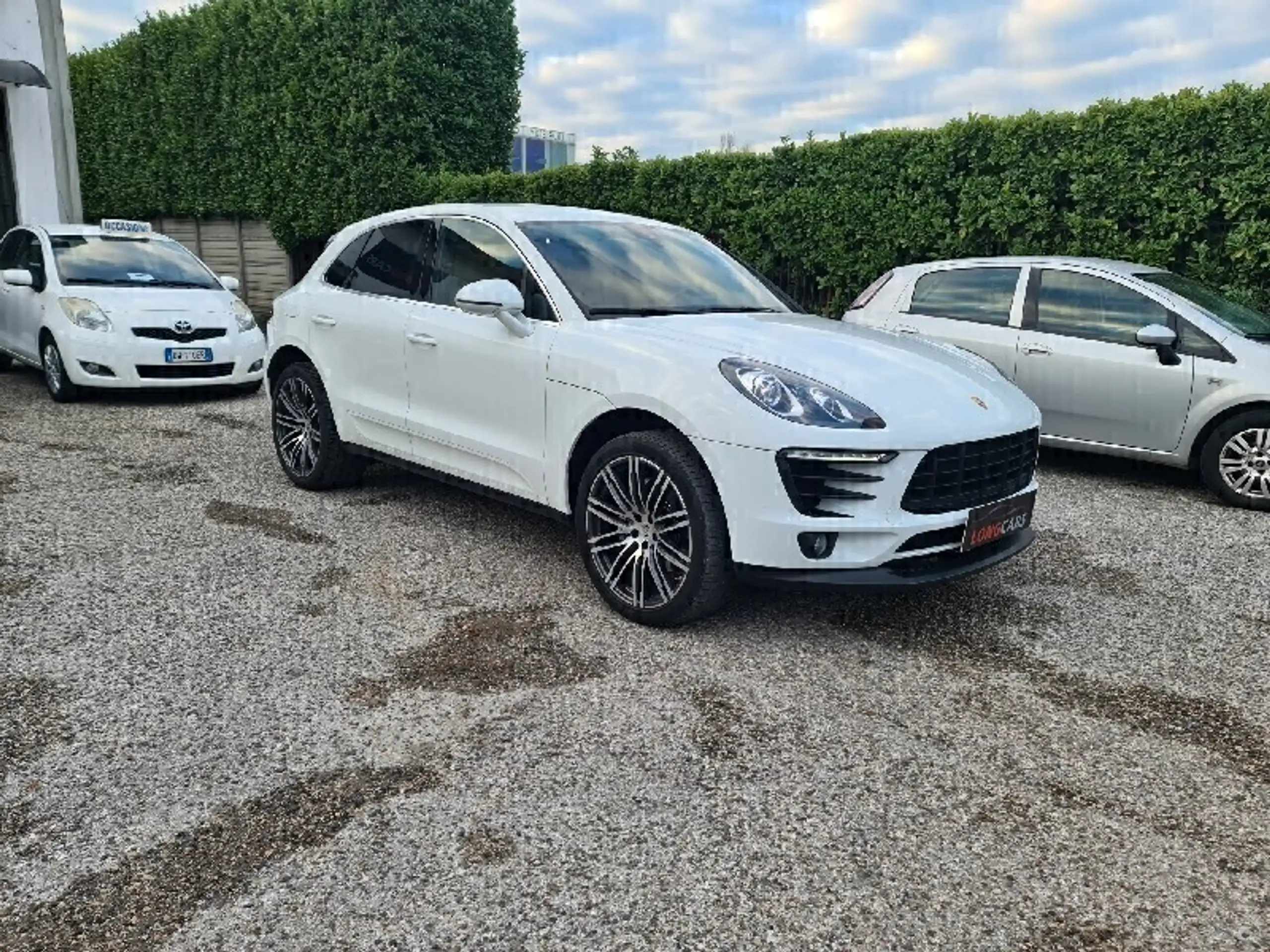 Porsche - Macan