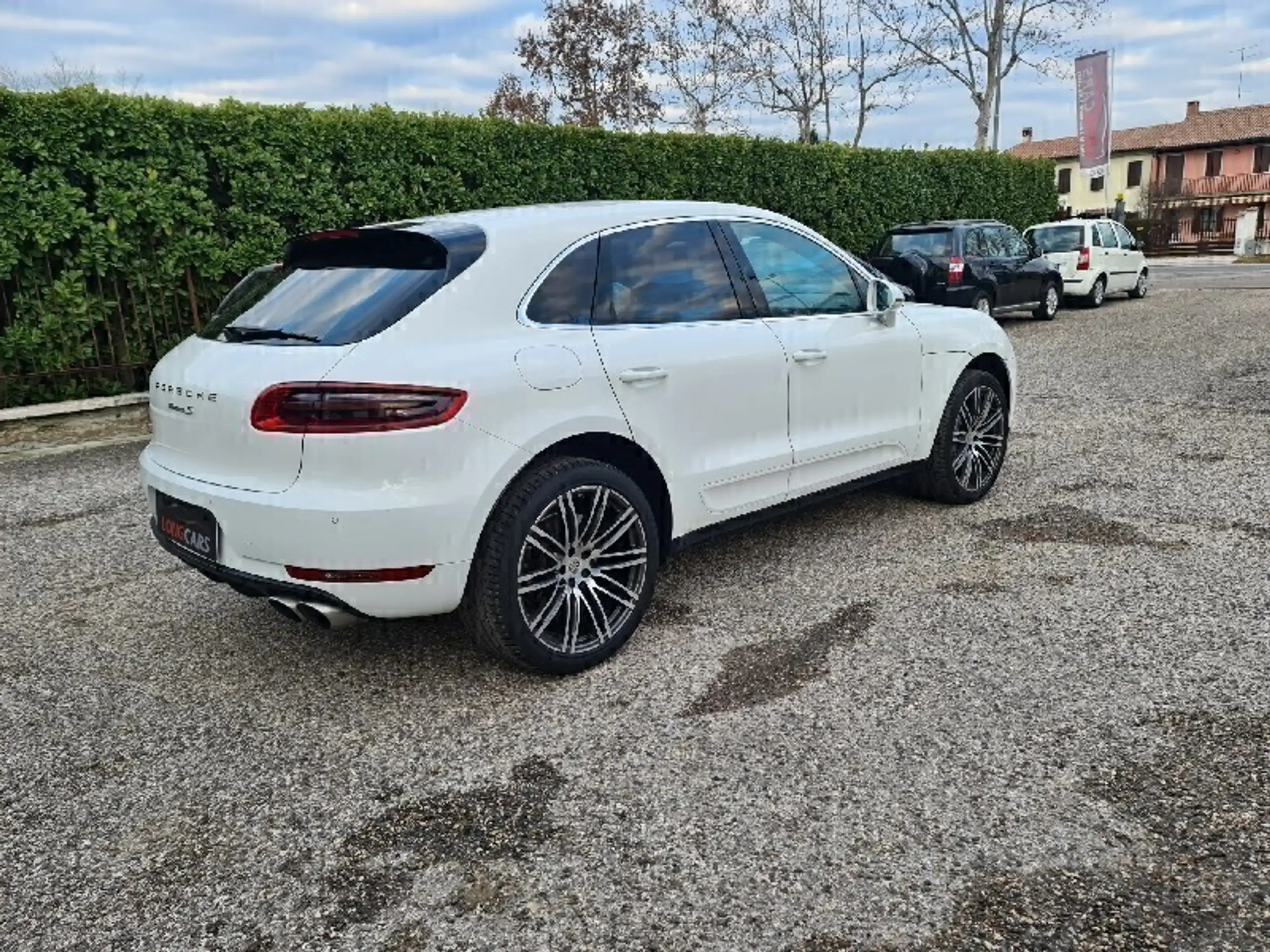 Porsche - Macan