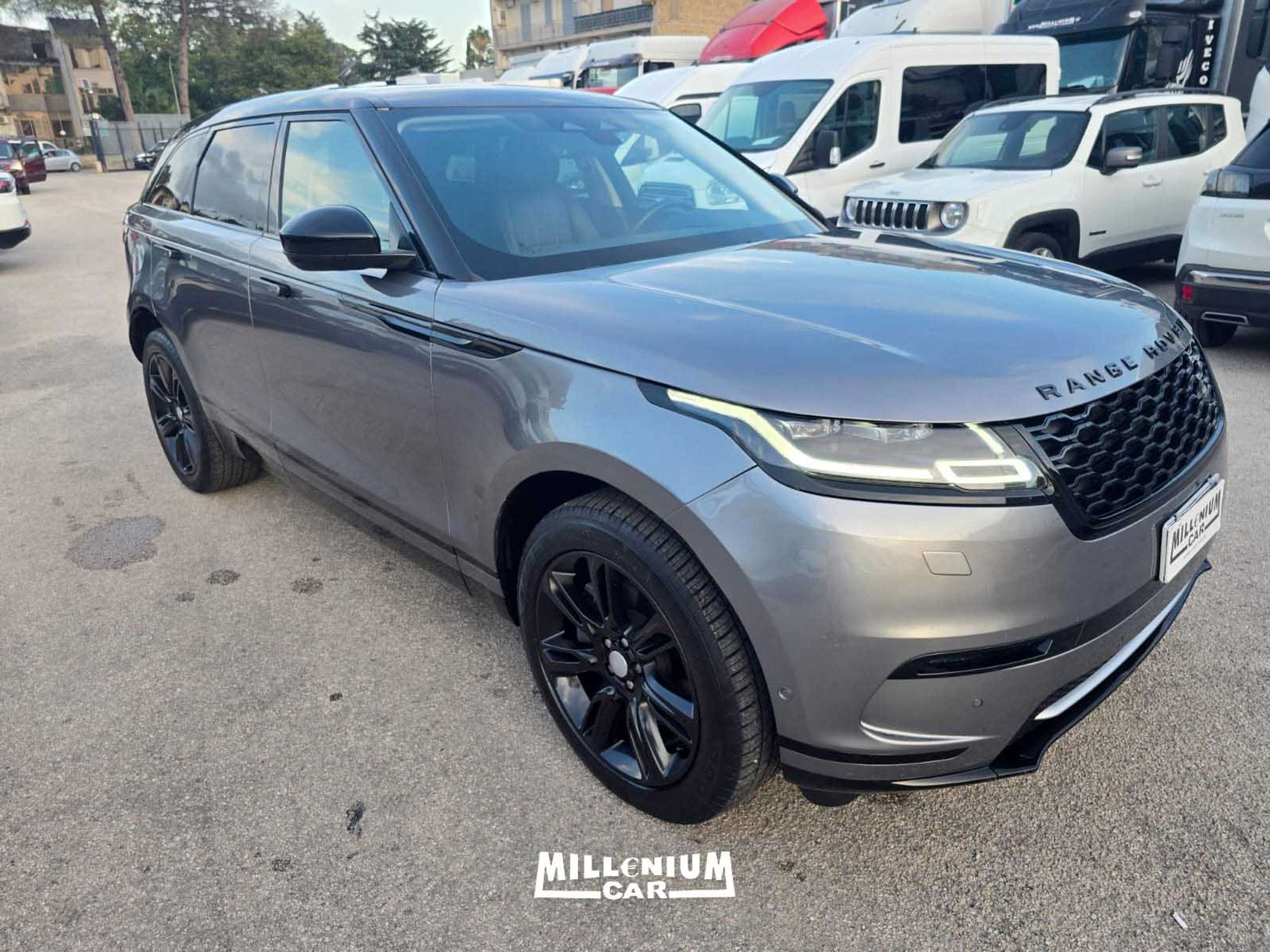 Land Rover - Range Rover Velar