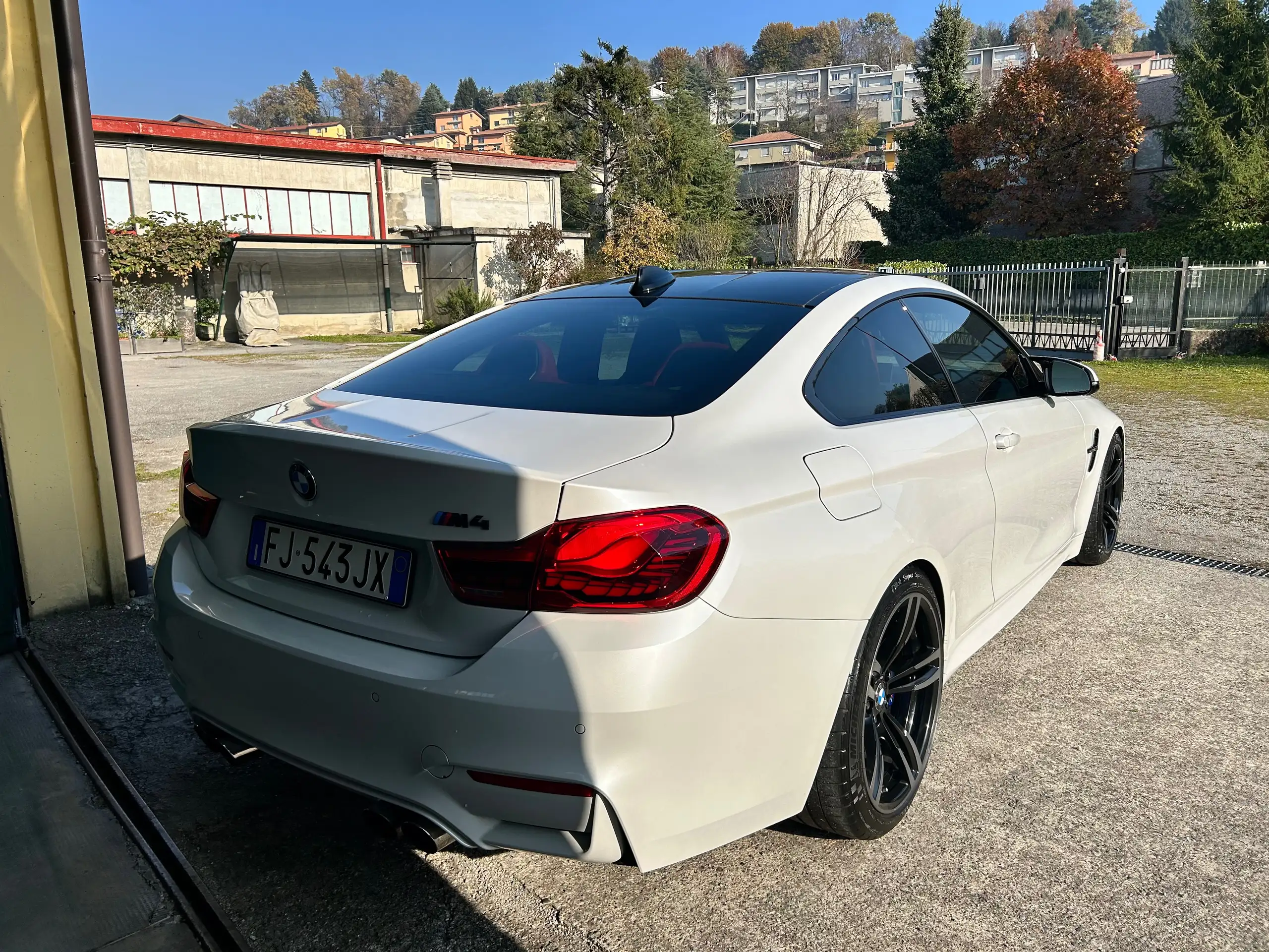 BMW - M4