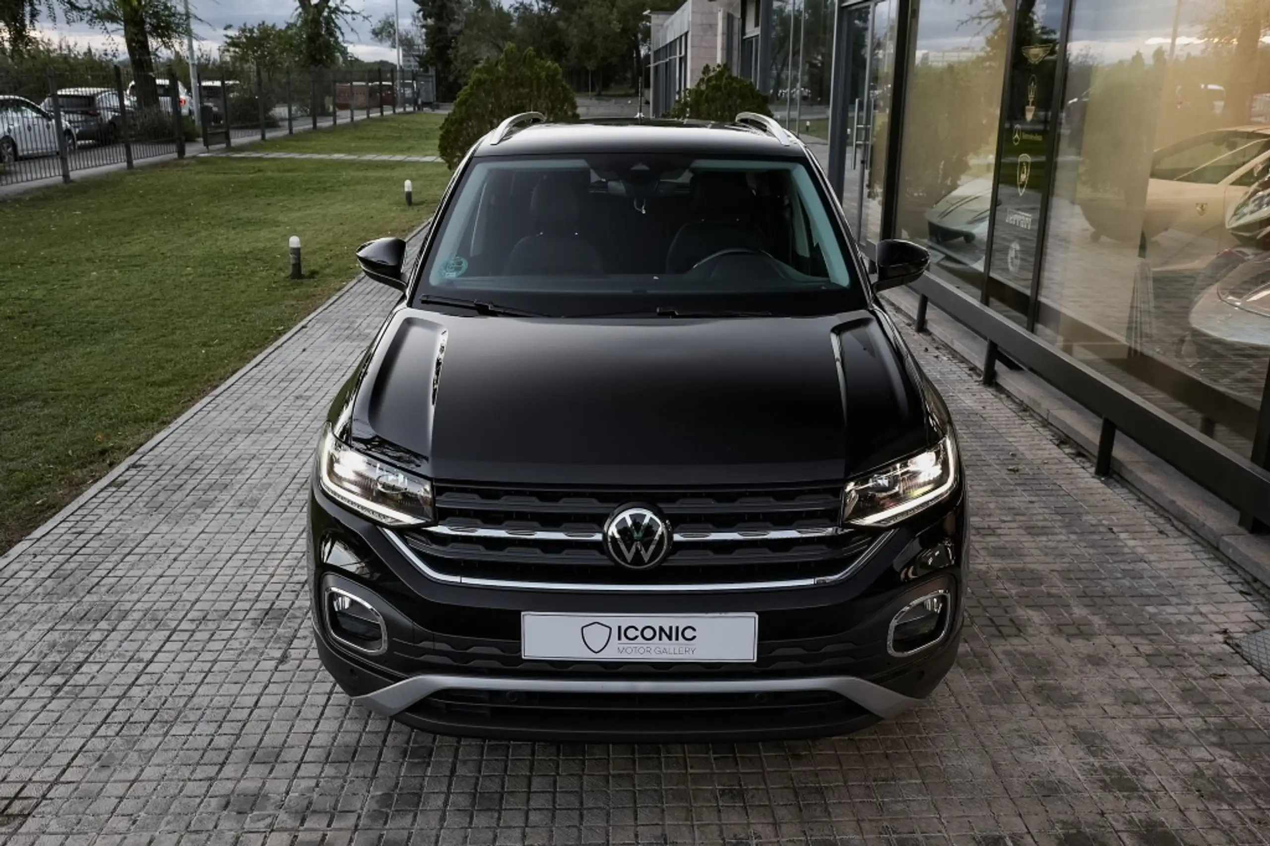 Volkswagen - T-Cross