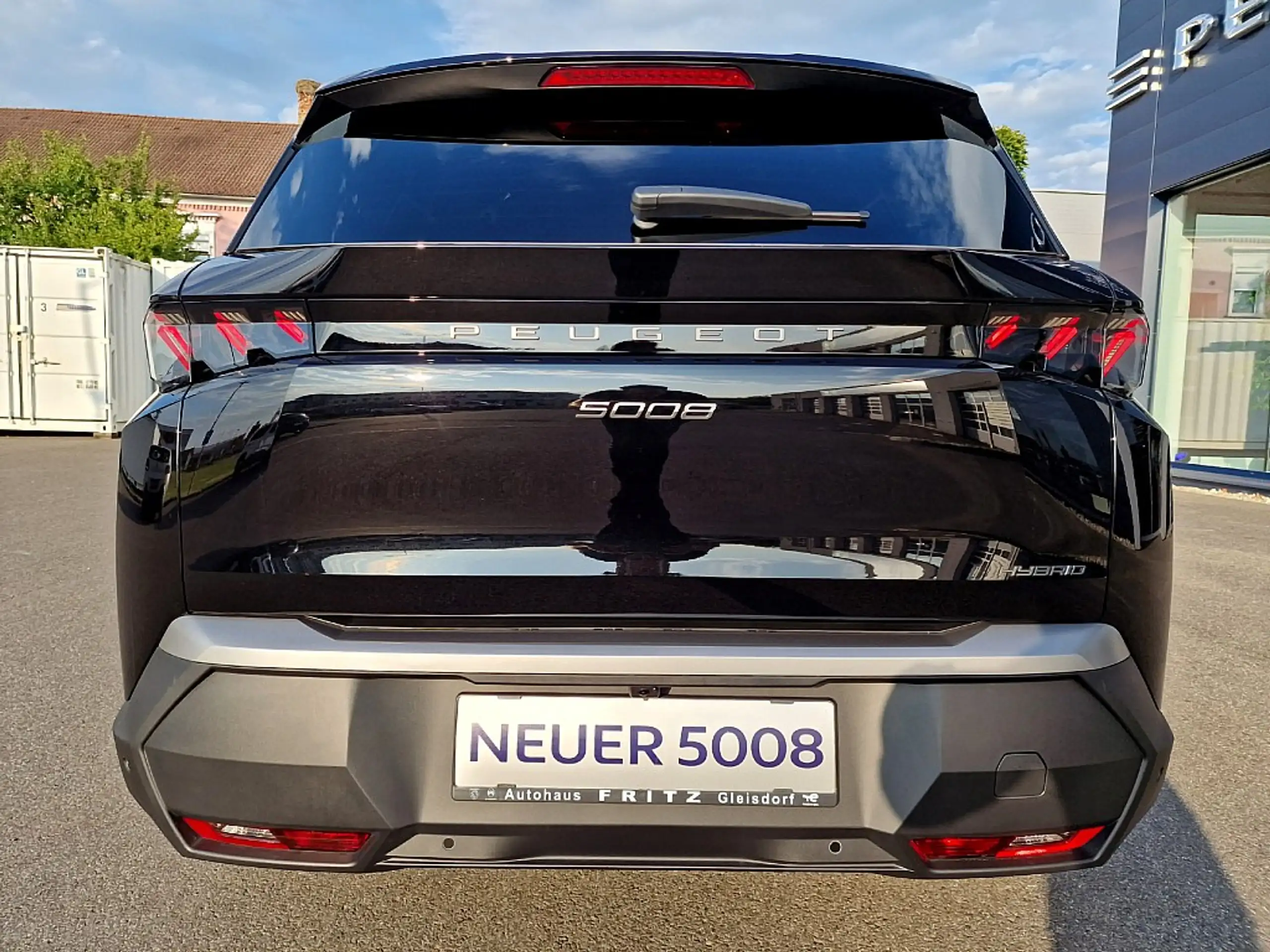 Peugeot - 5008