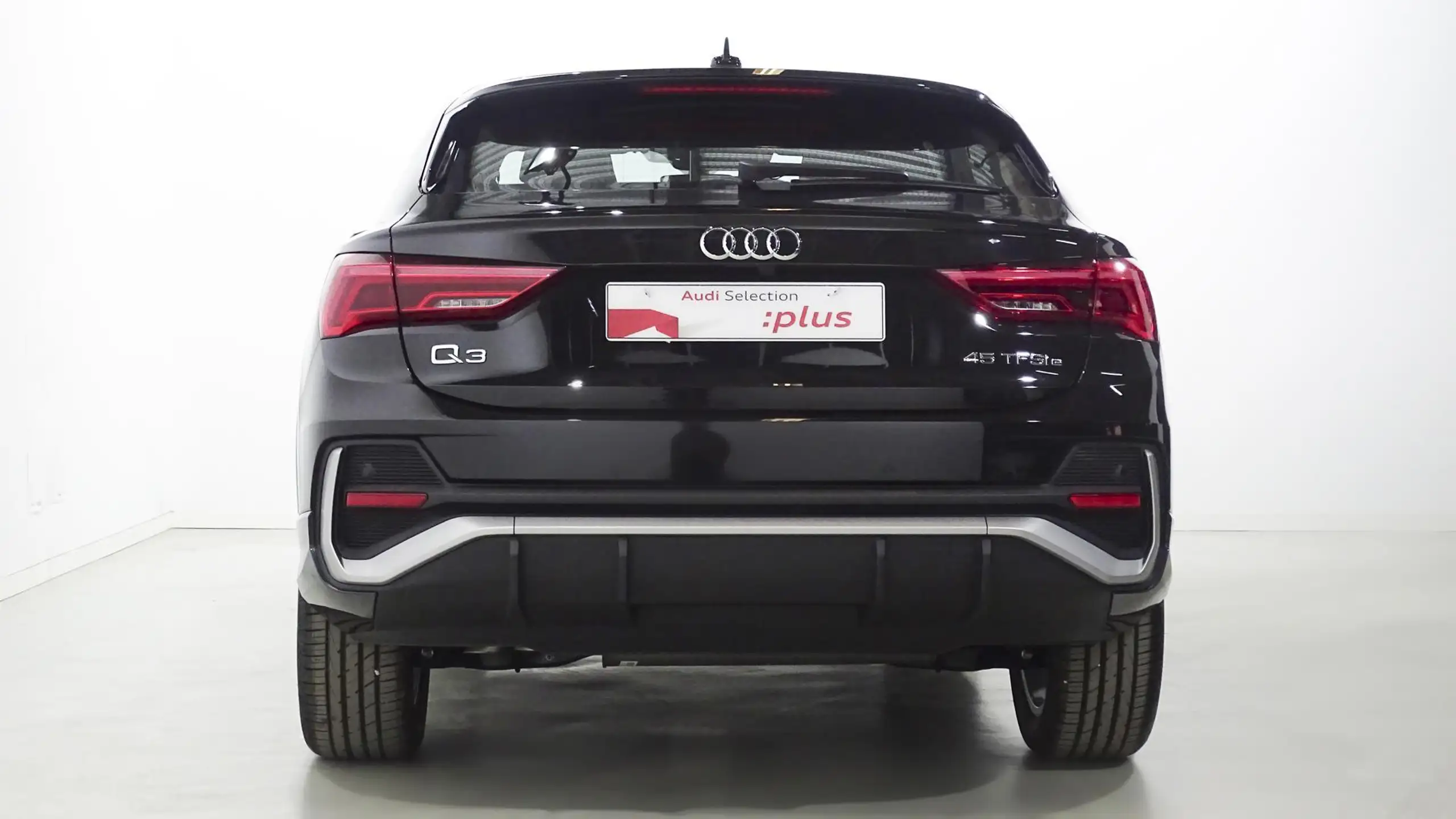 Audi - Q3