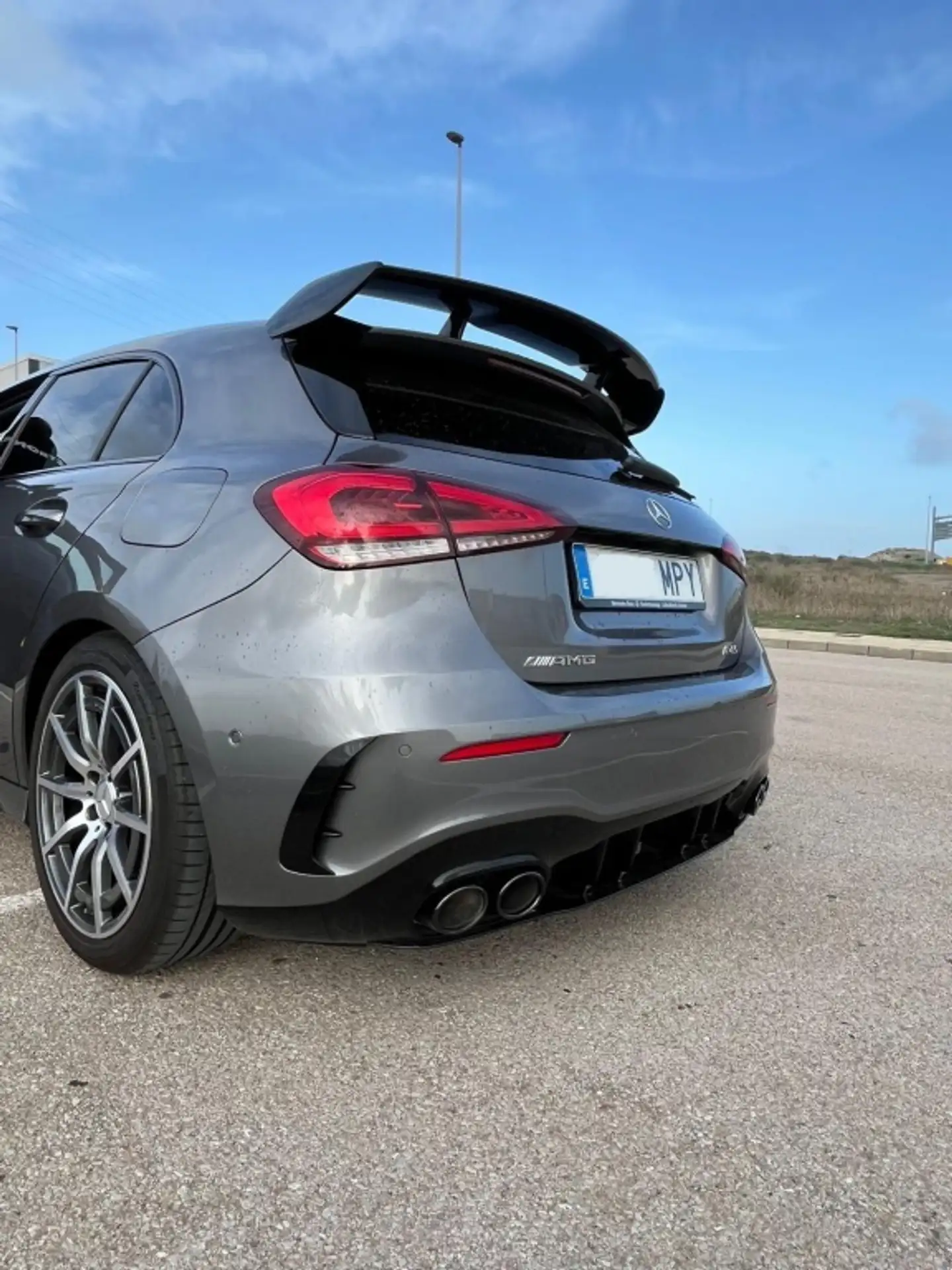 Mercedes-Benz - A 45 AMG