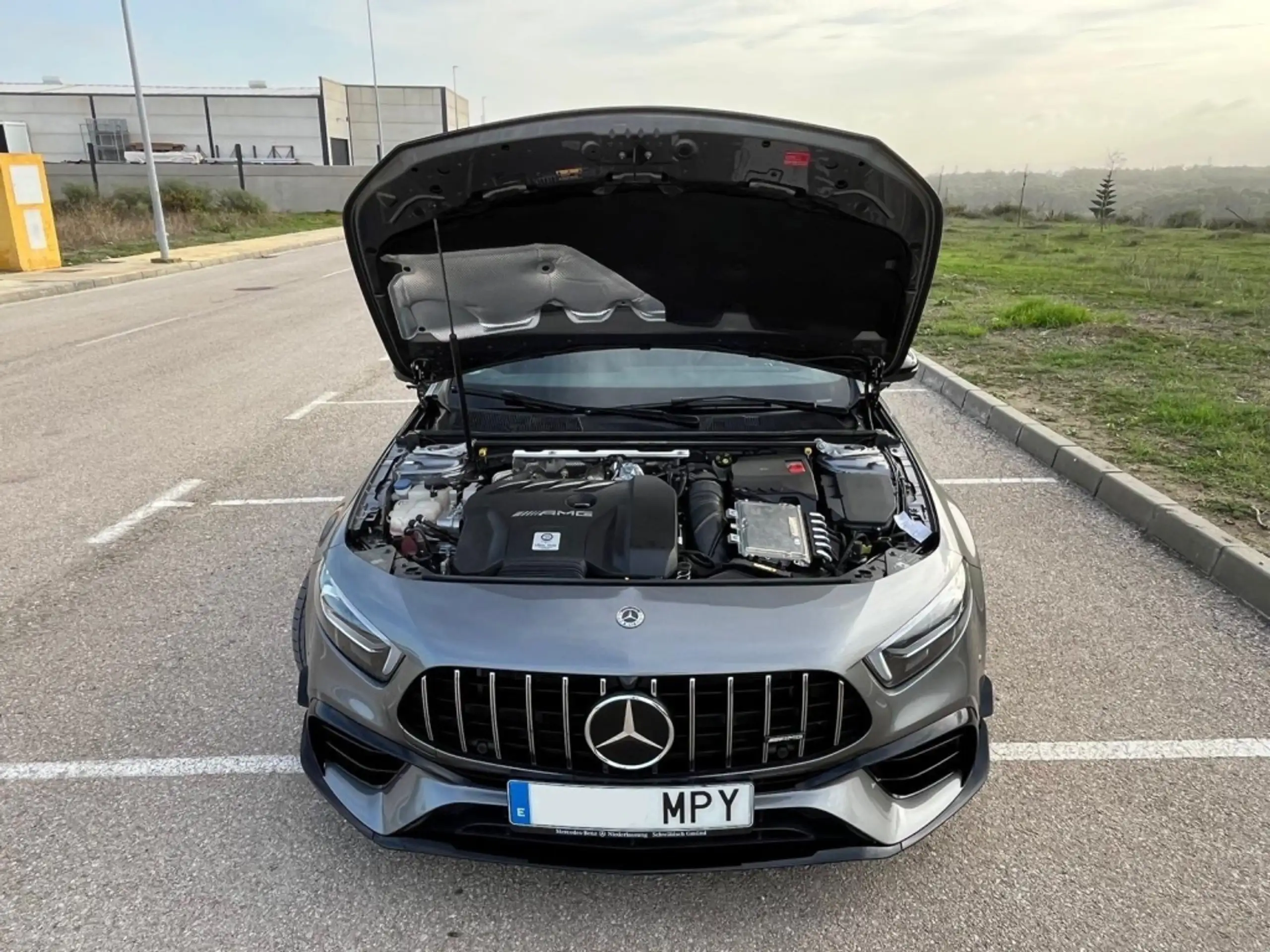 Mercedes-Benz - A 45 AMG