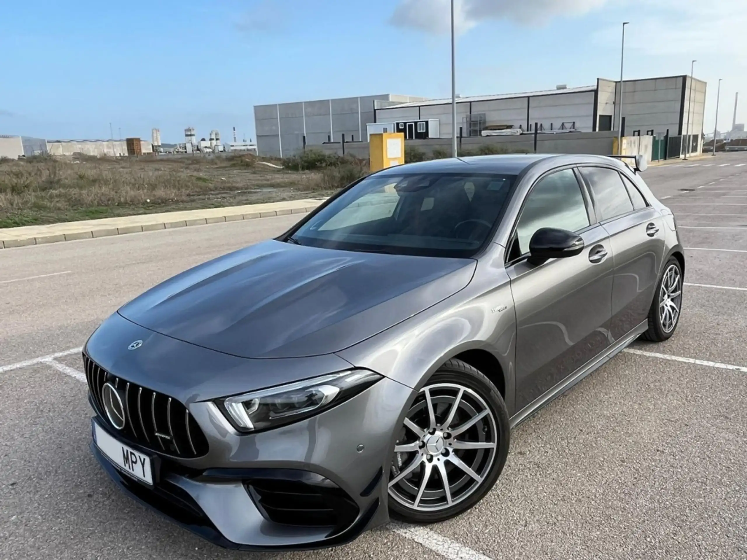 Mercedes-Benz - A 45 AMG