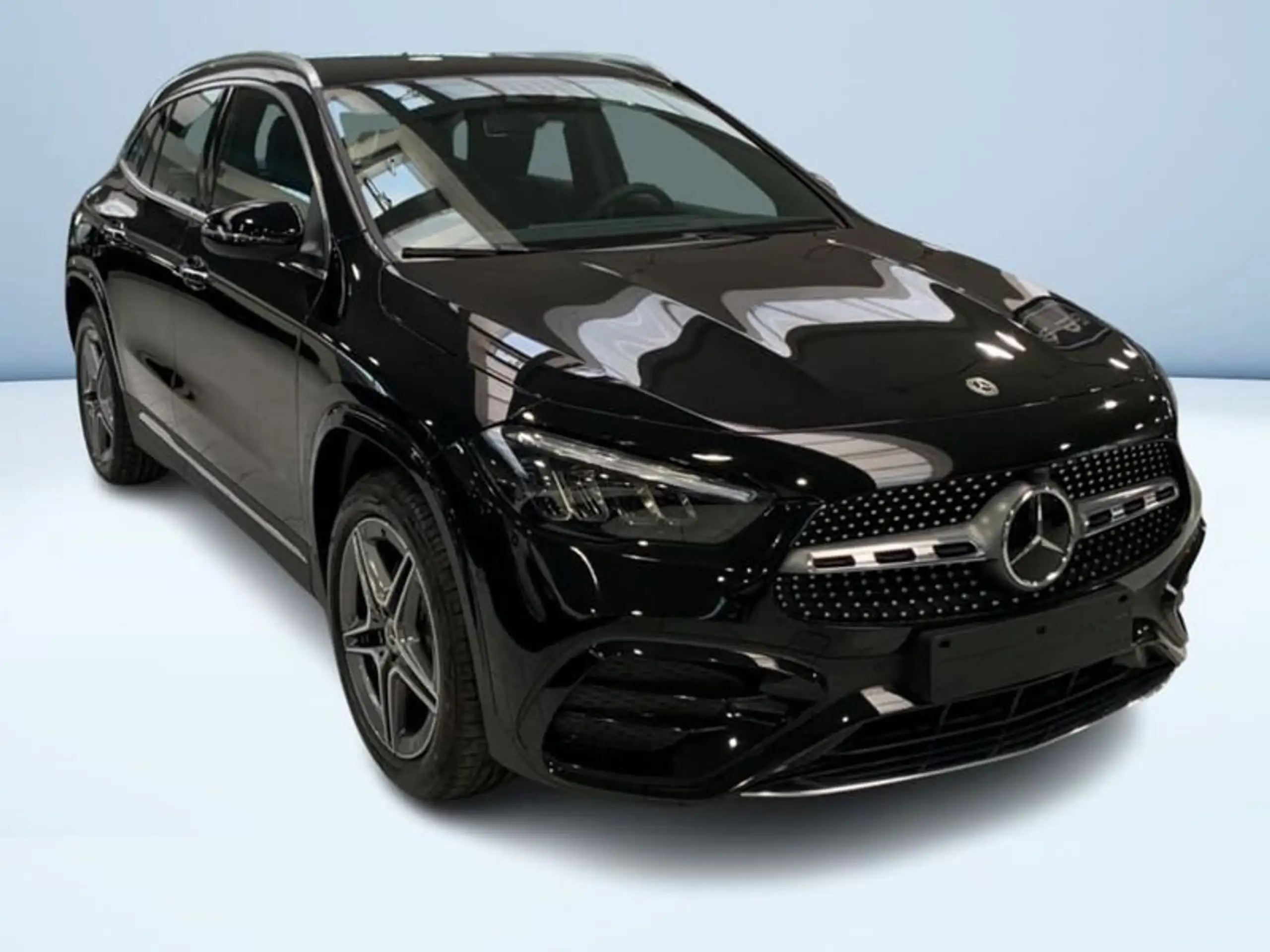 Mercedes-Benz - GLA 250