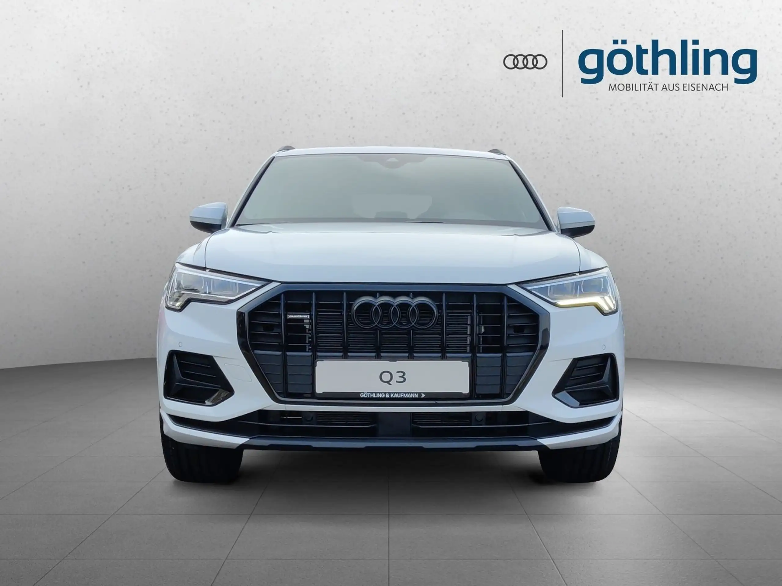 Audi - Q3