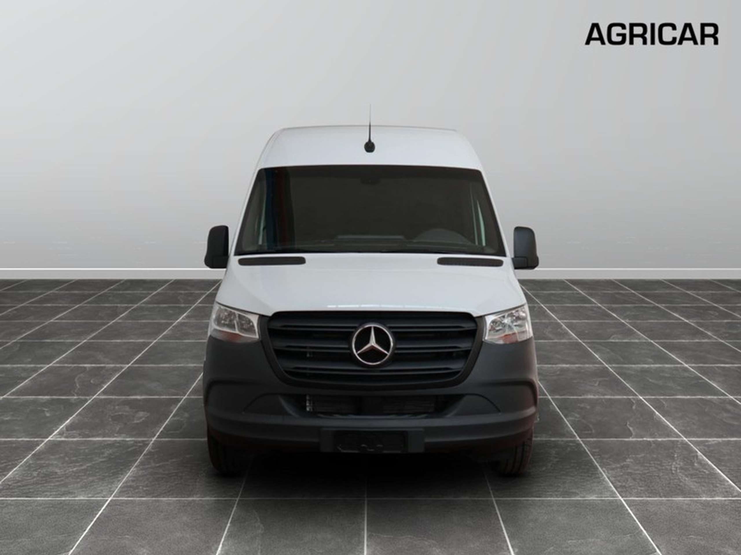 Mercedes-Benz - Sprinter