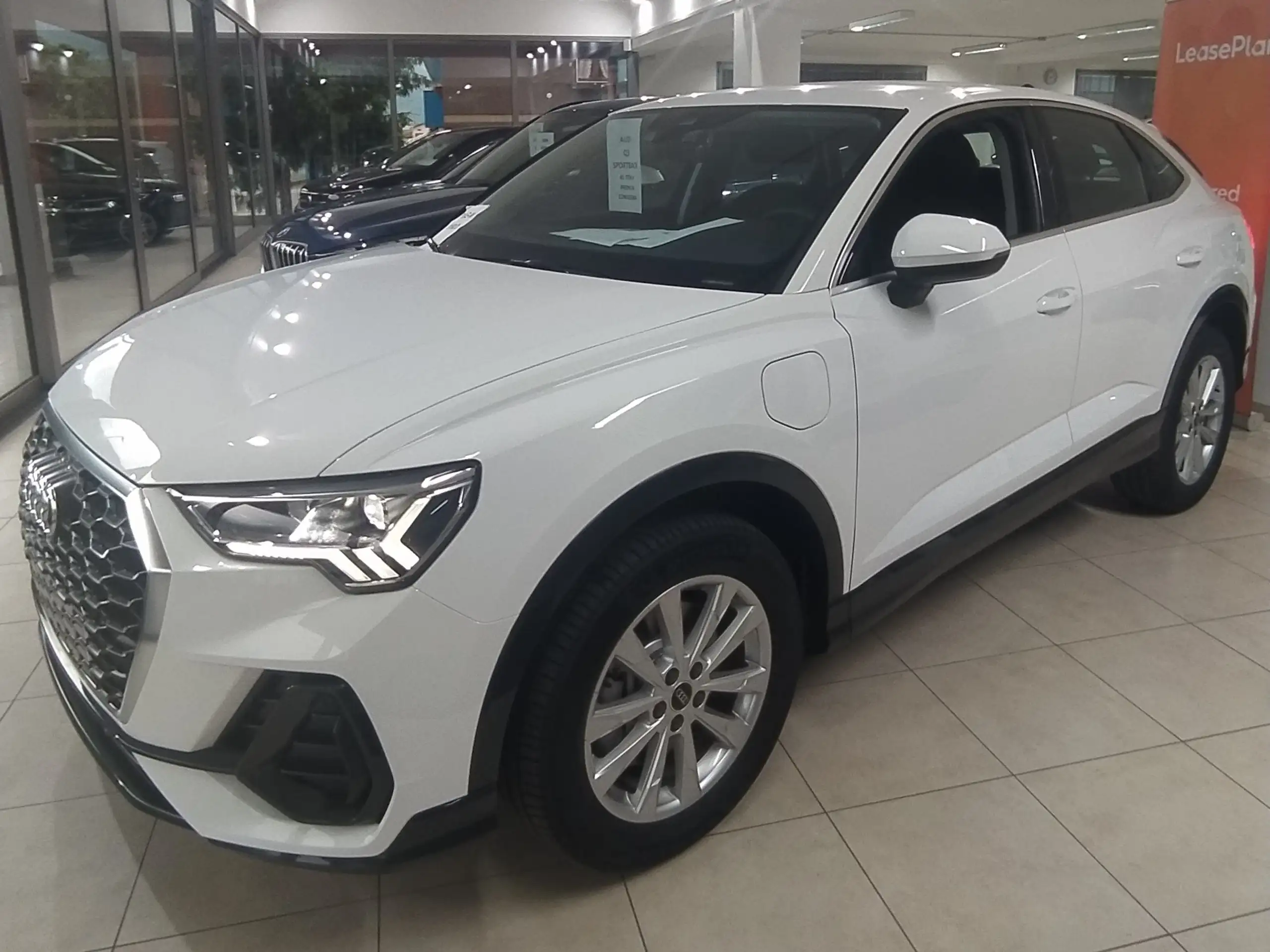 Audi - Q3