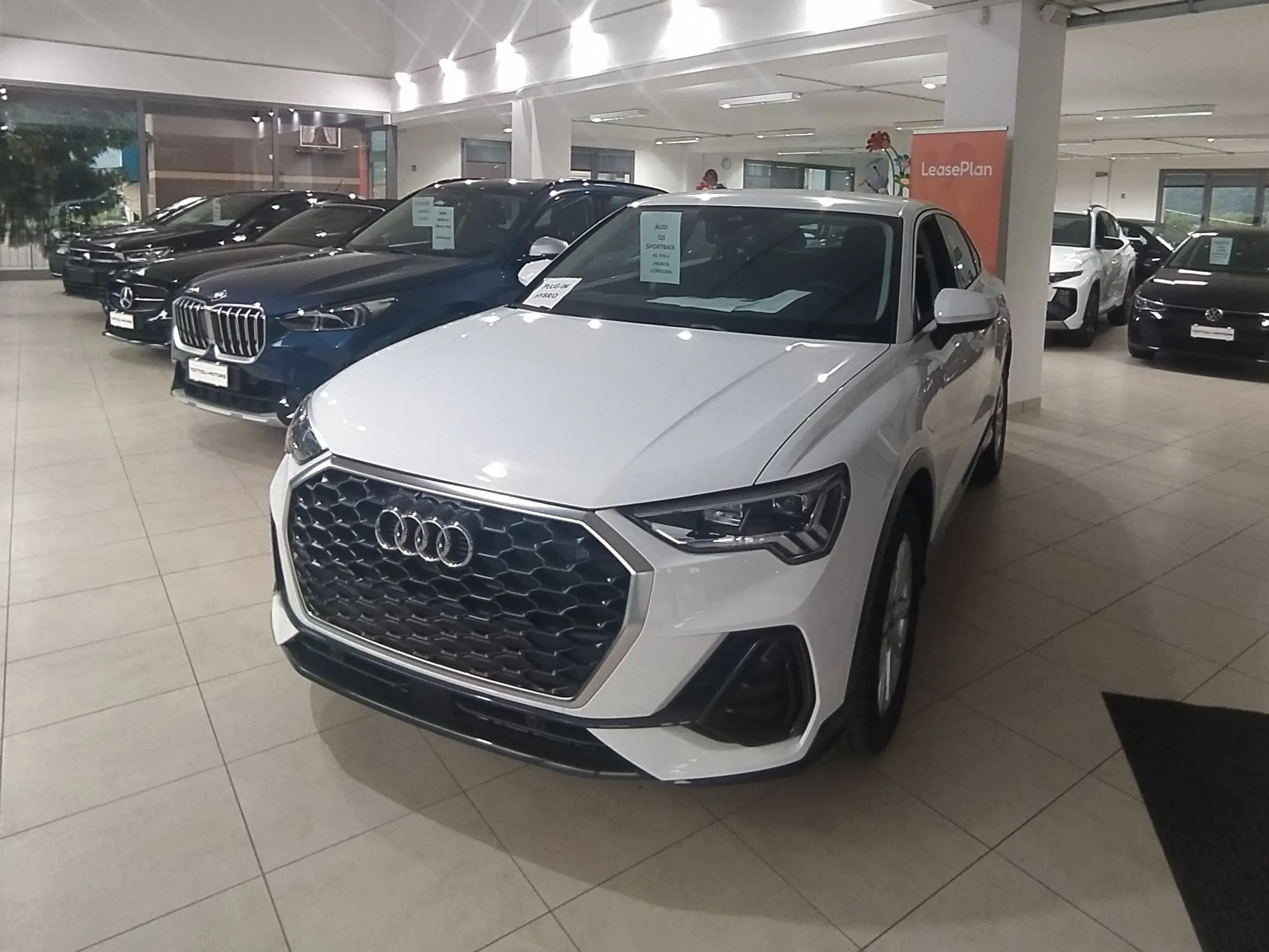 Audi - Q3