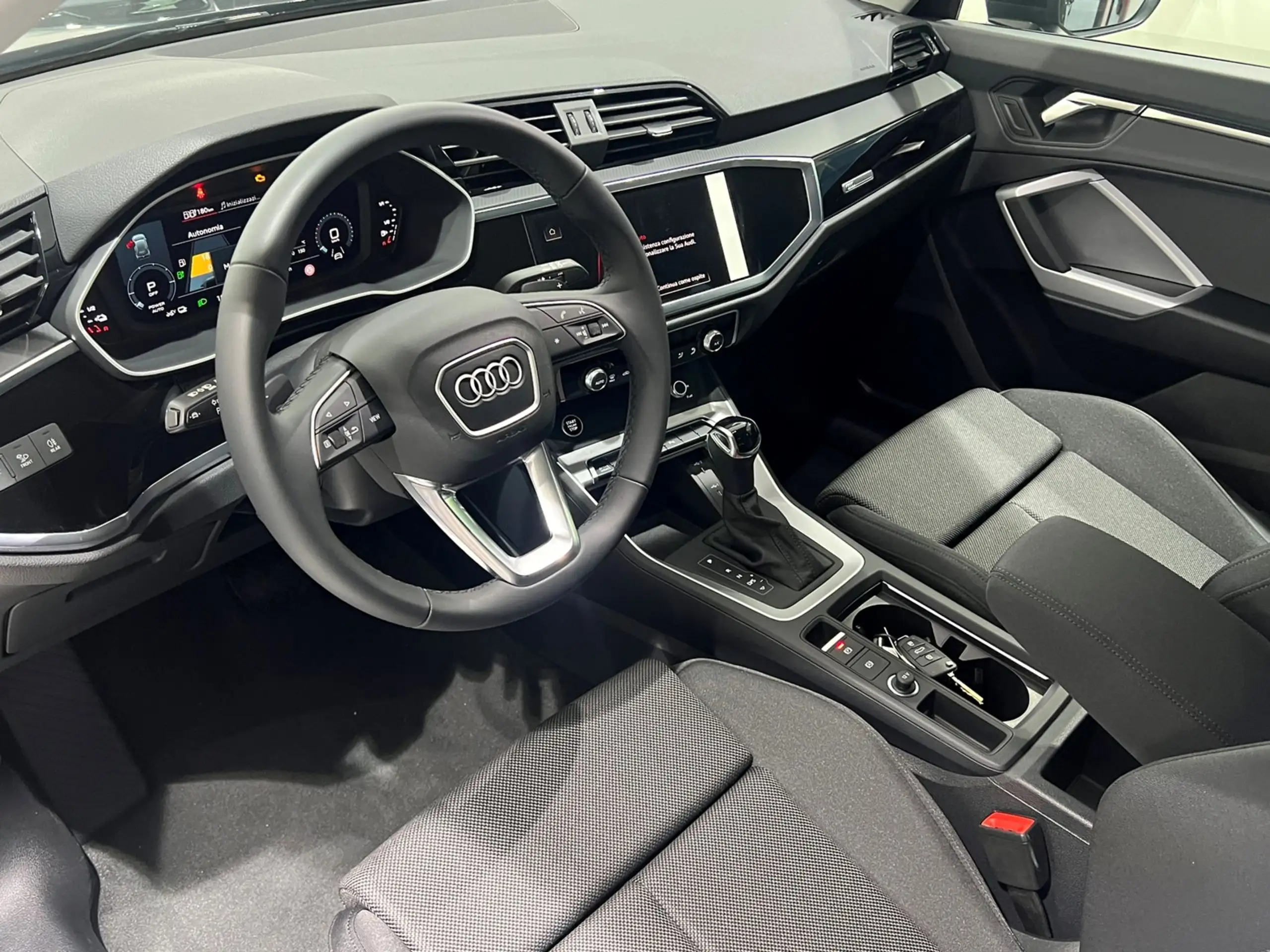 Audi - Q3