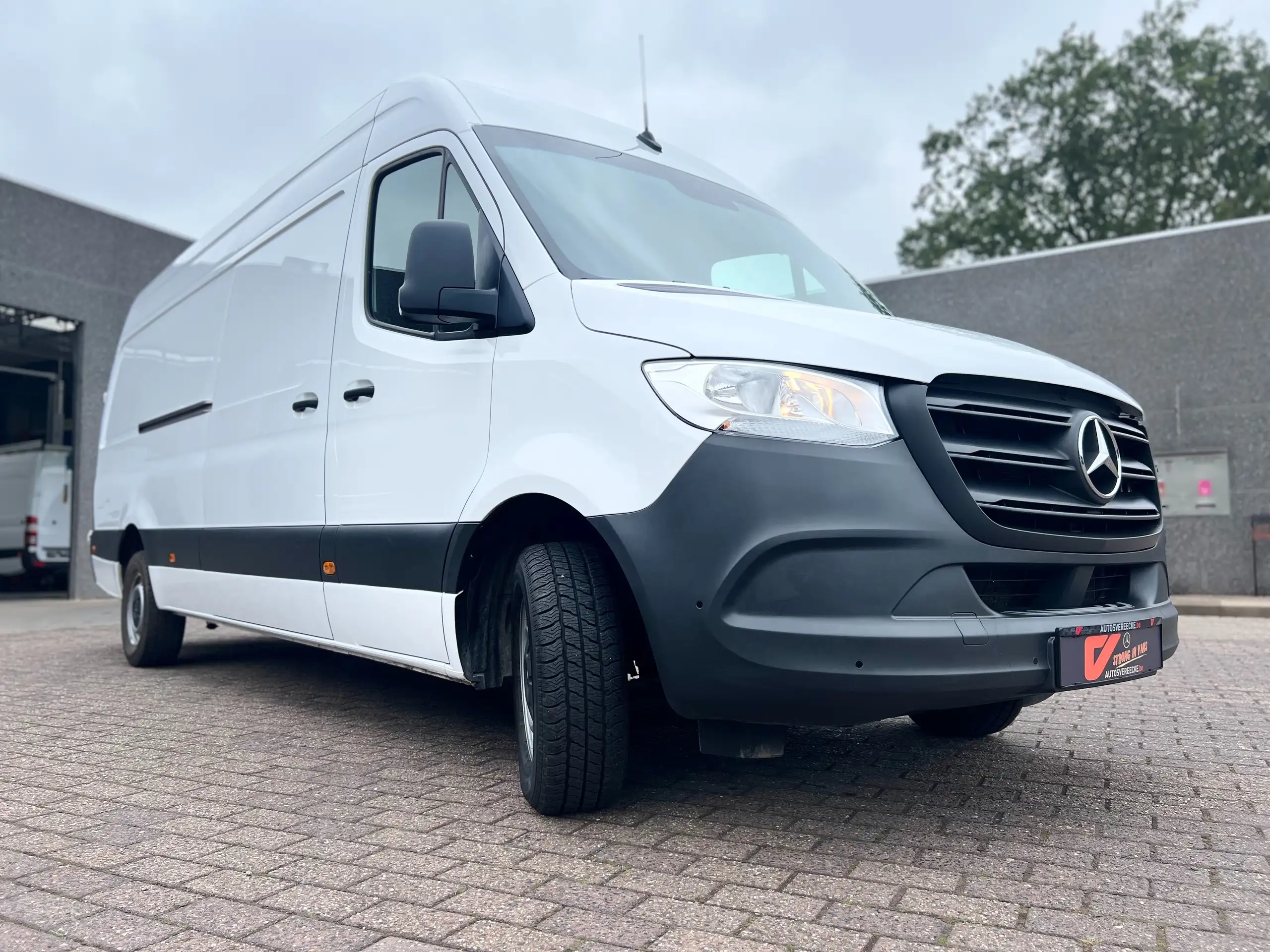 Mercedes-Benz - Sprinter