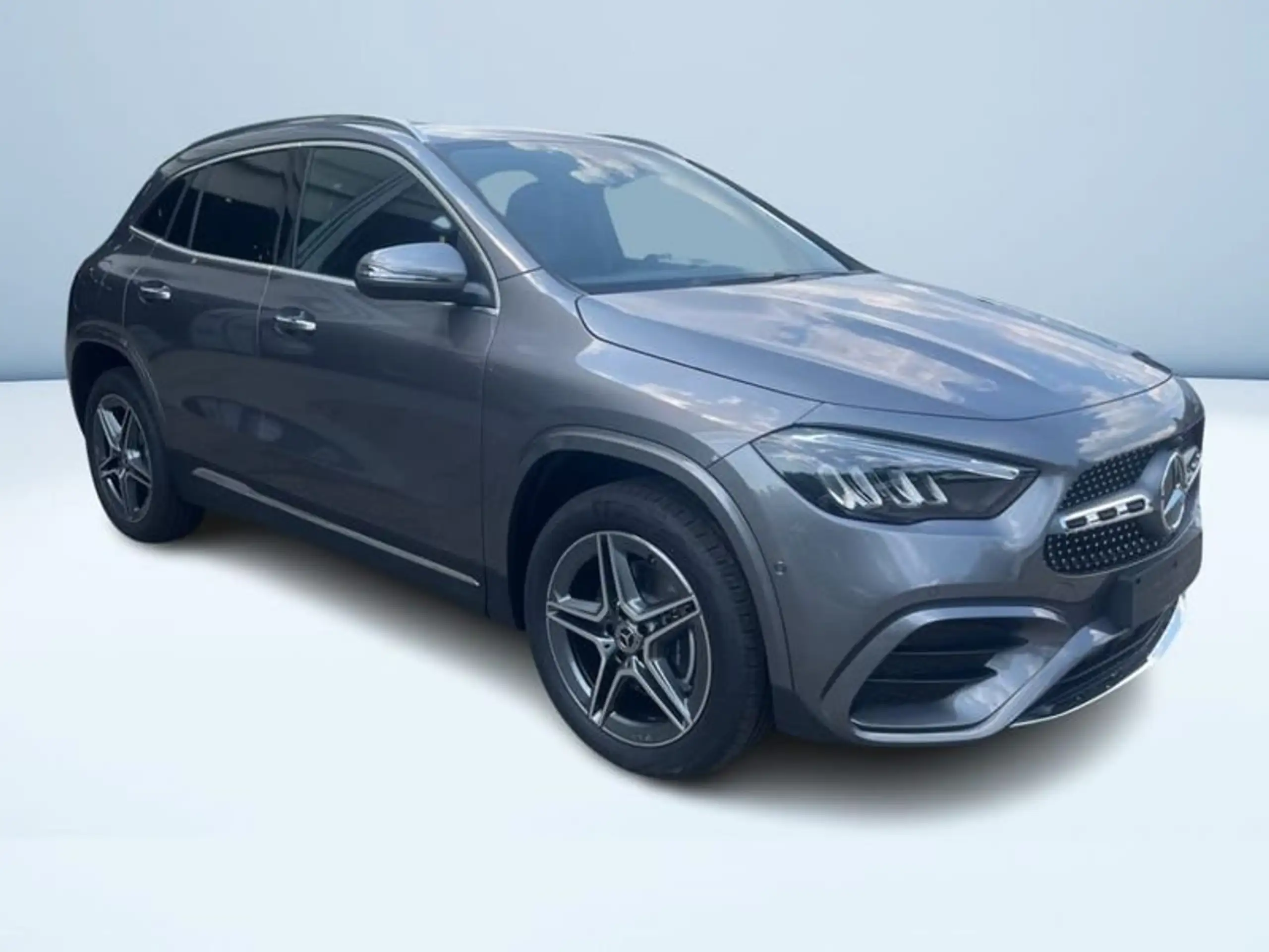 Mercedes-Benz - GLA 250