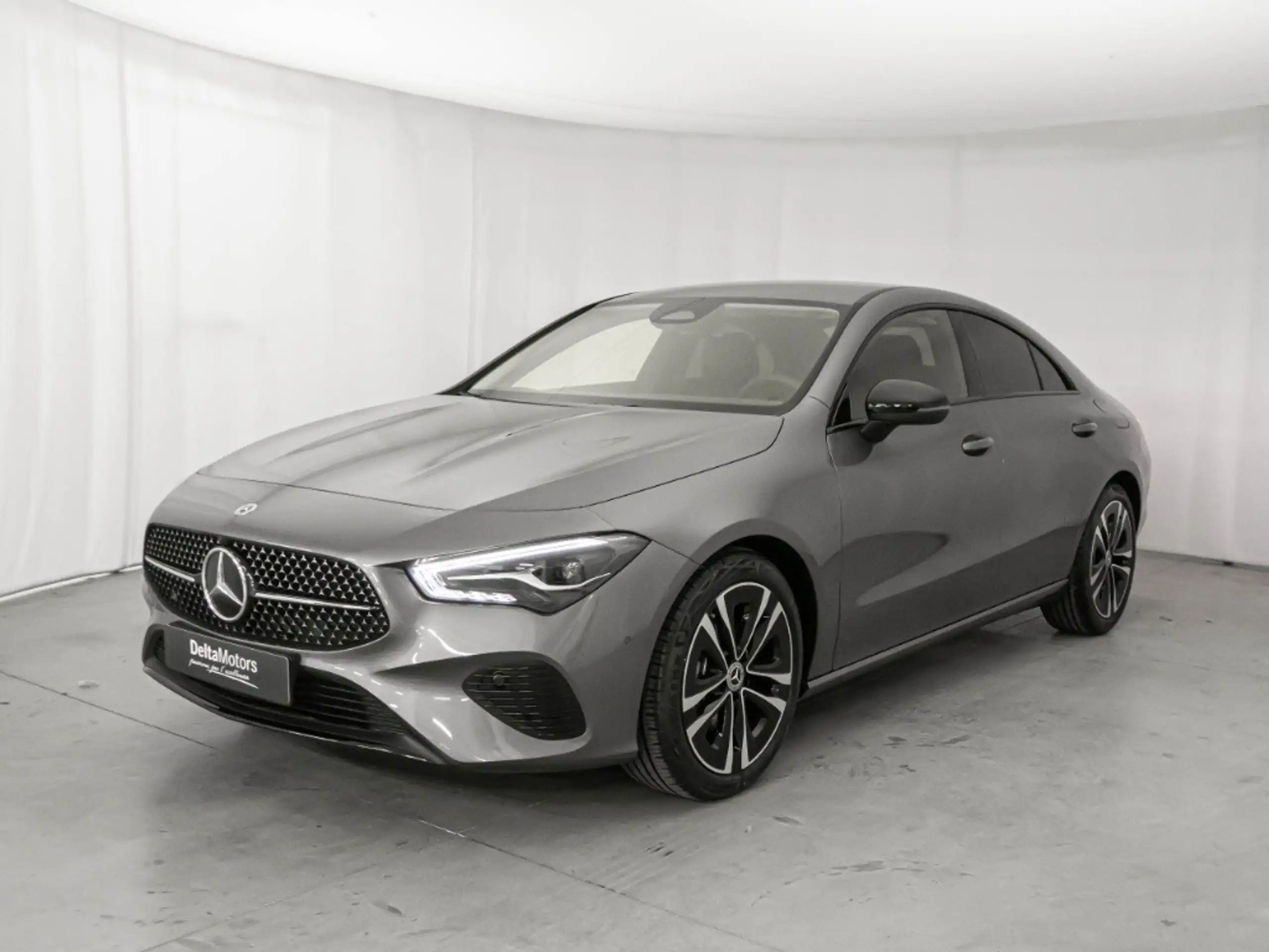 Mercedes-Benz - CLA 180