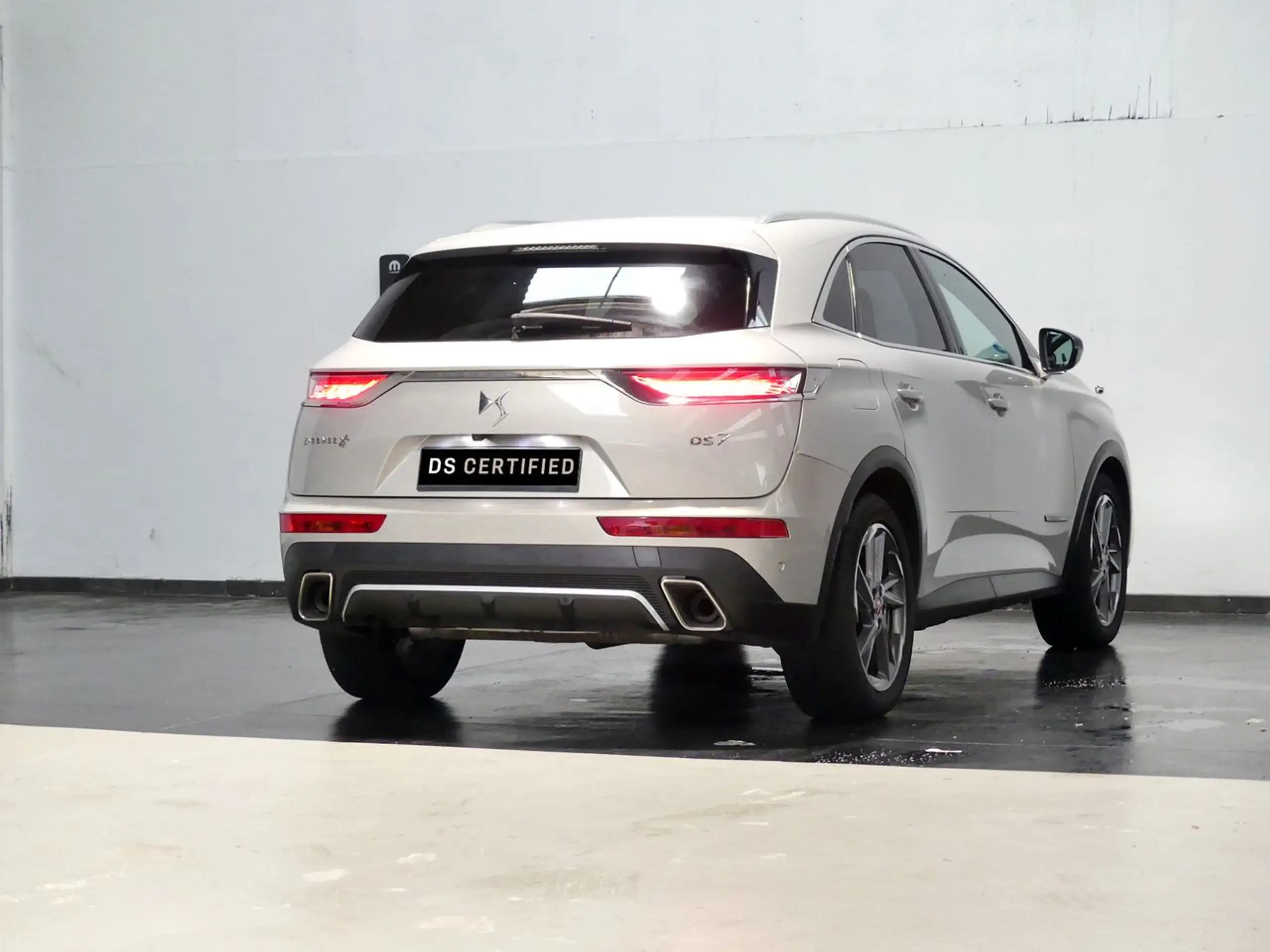 DS Automobiles - DS 7 Crossback