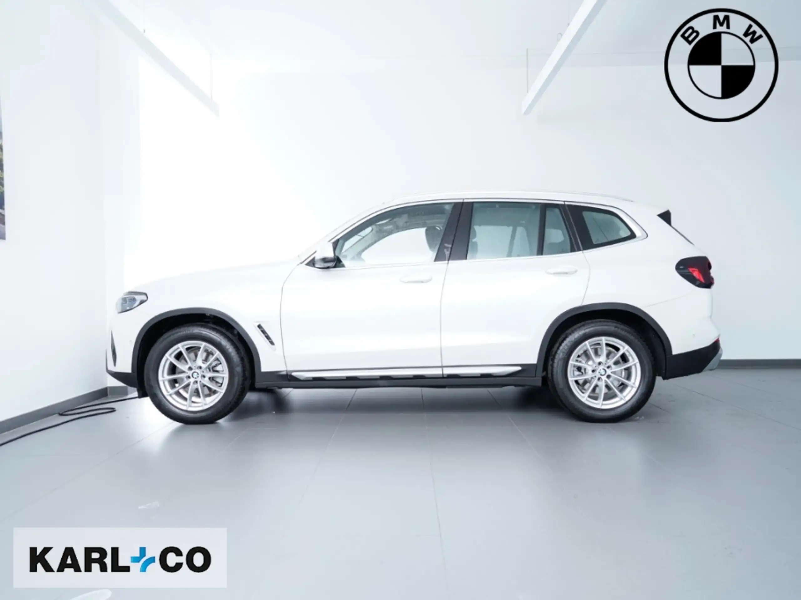 BMW - X3